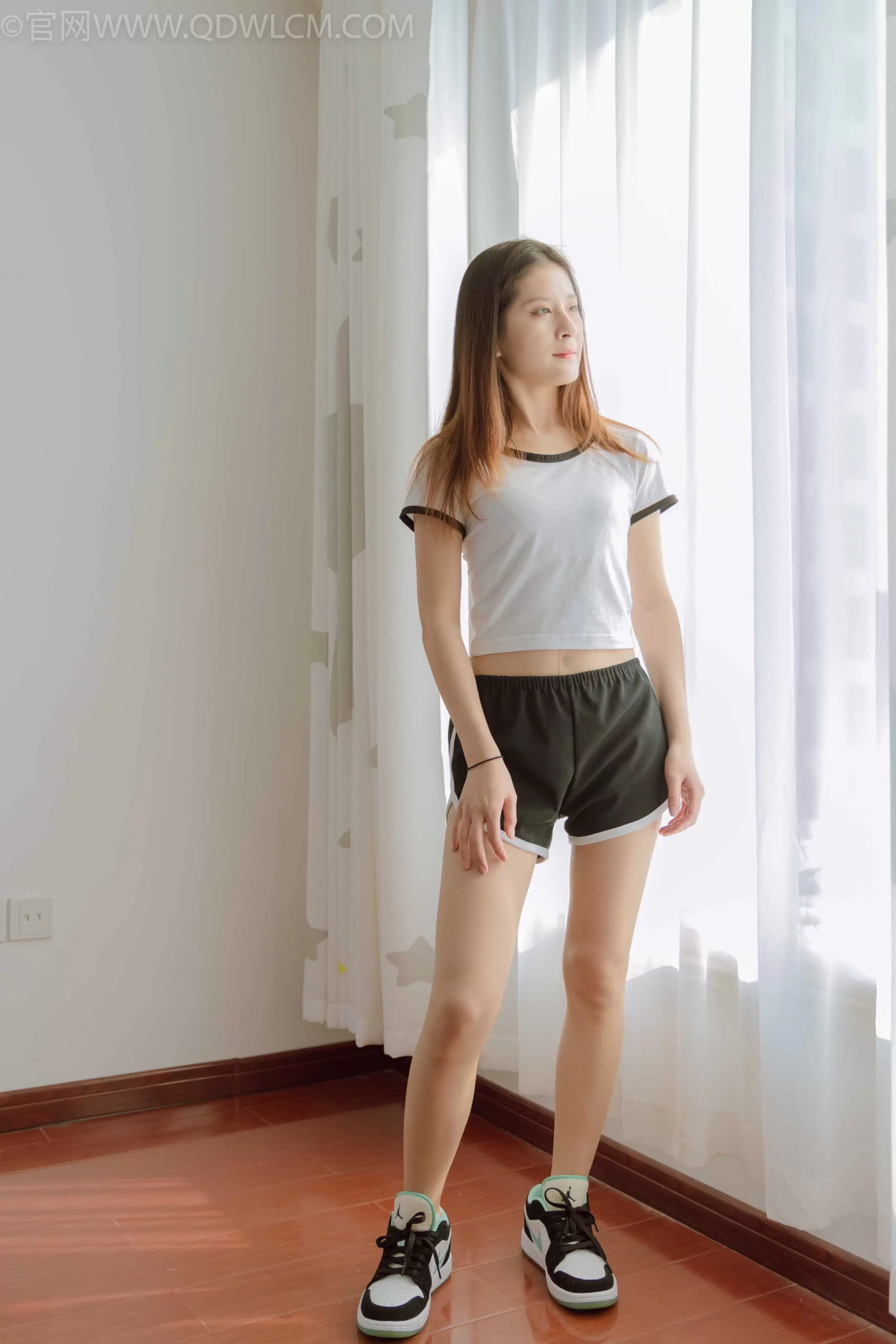 物恋传媒 NO.993 思思-阳光午后 [139P+1V／3.86GB] - 秀人网免费无水印在线套图写真