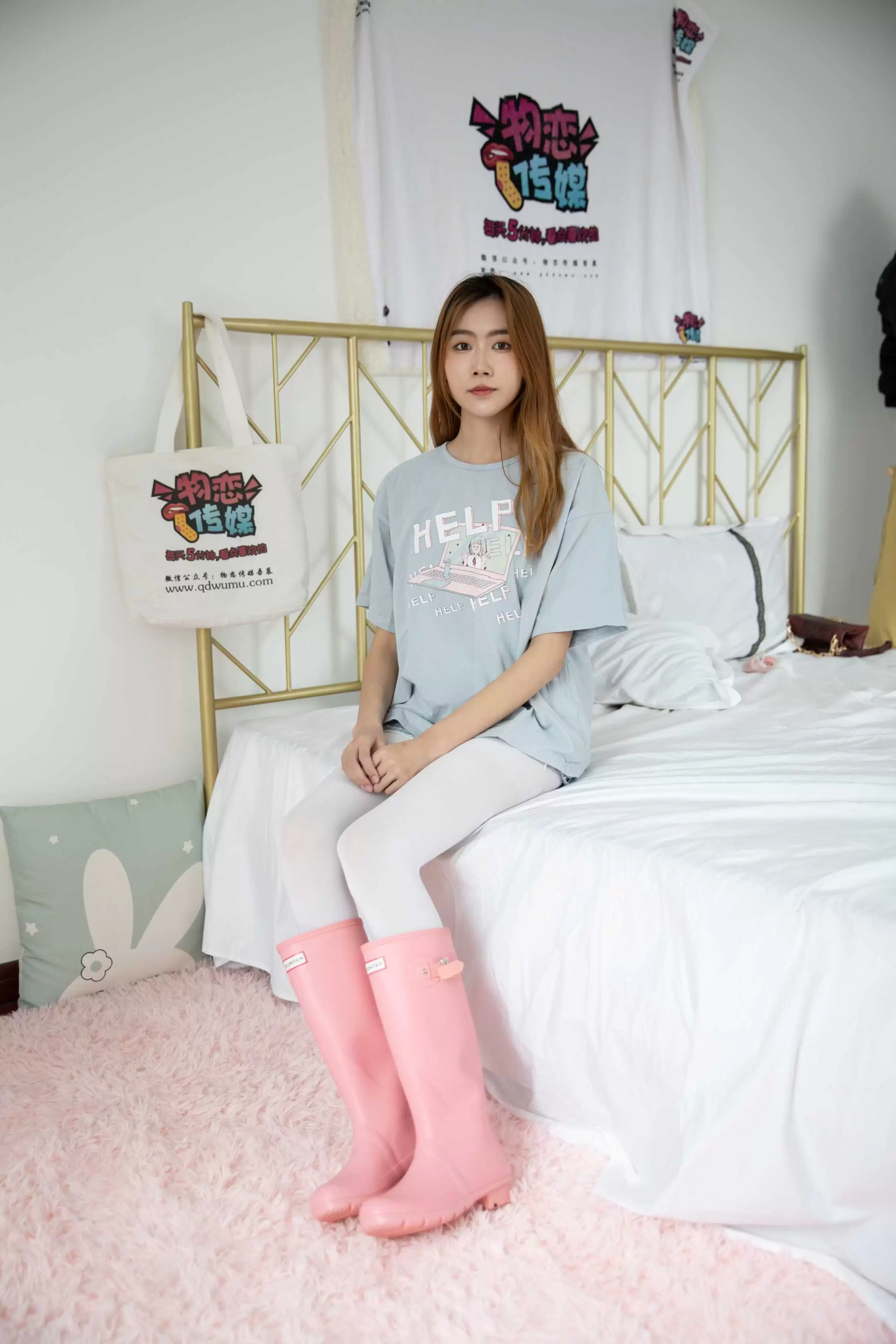 物恋传媒 NO.927 小鹿-雨夜的思念 [175P+1V／4.14GB] - 秀人网免费无水印在线套图写真