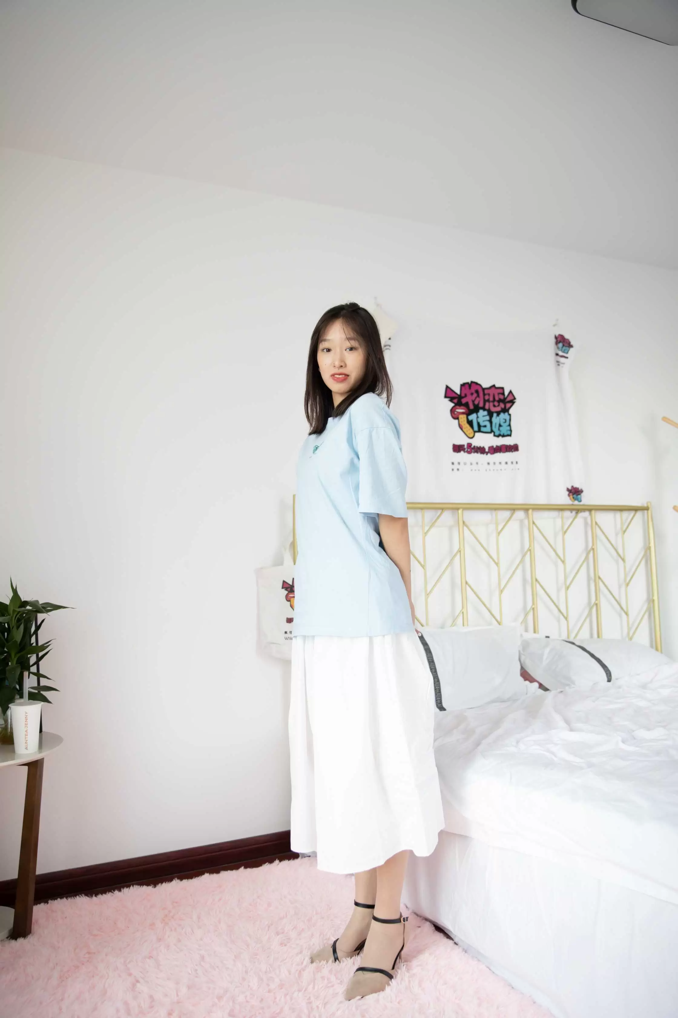 物恋传媒 NO.923 小甜-思念的海洋 [129P+1V／7.57GB] - 秀人网免费无水印在线套图写真