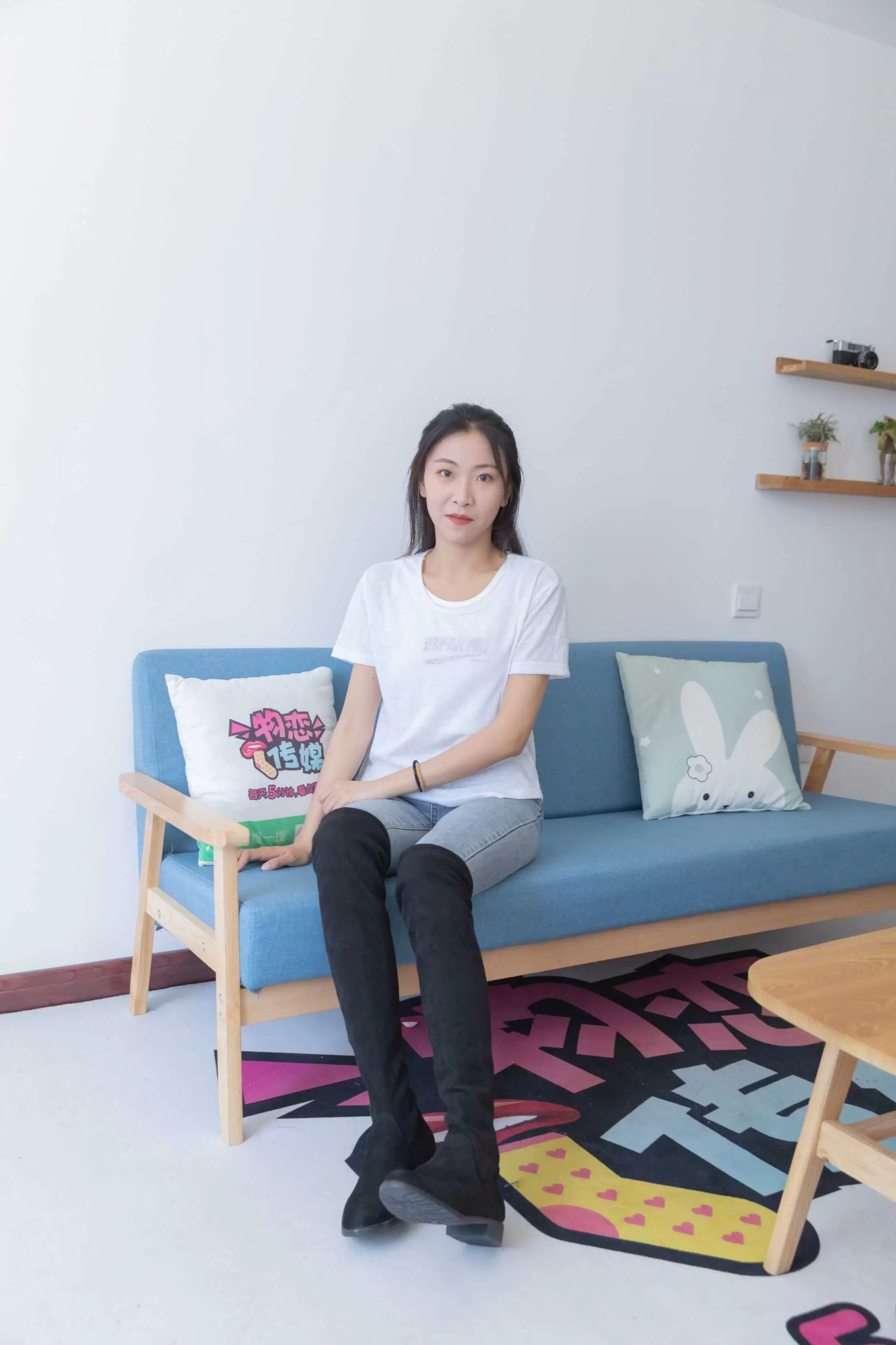 物恋传媒 NO.883 elise-心里的月光 [154P+1V／3.64GB] - 秀人网免费无水印在线套图写真