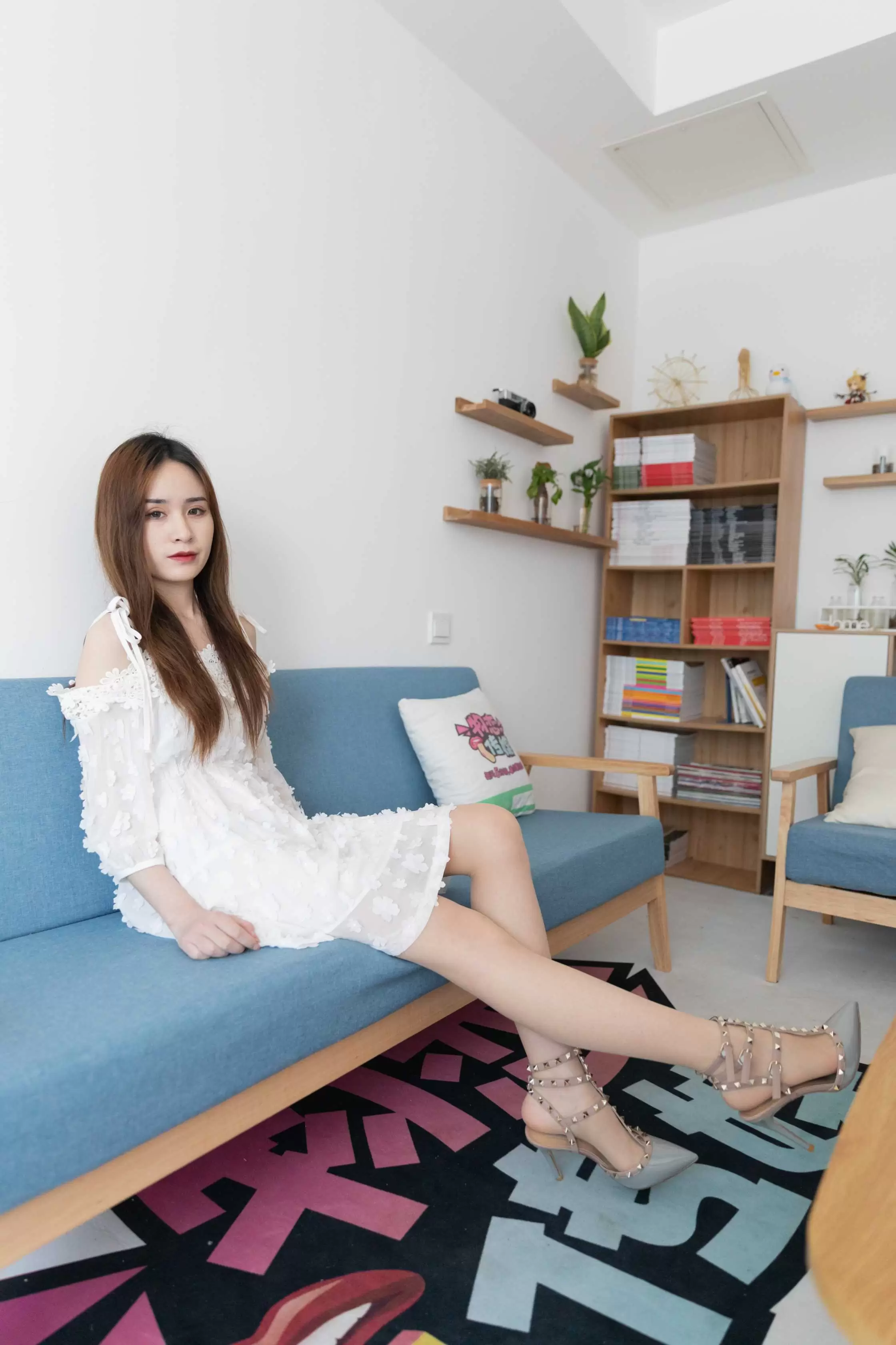 物恋传媒 NO.803 草莓-风雨同光 [143P+1V／3.66GB] - 秀人网免费无水印在线套图写真