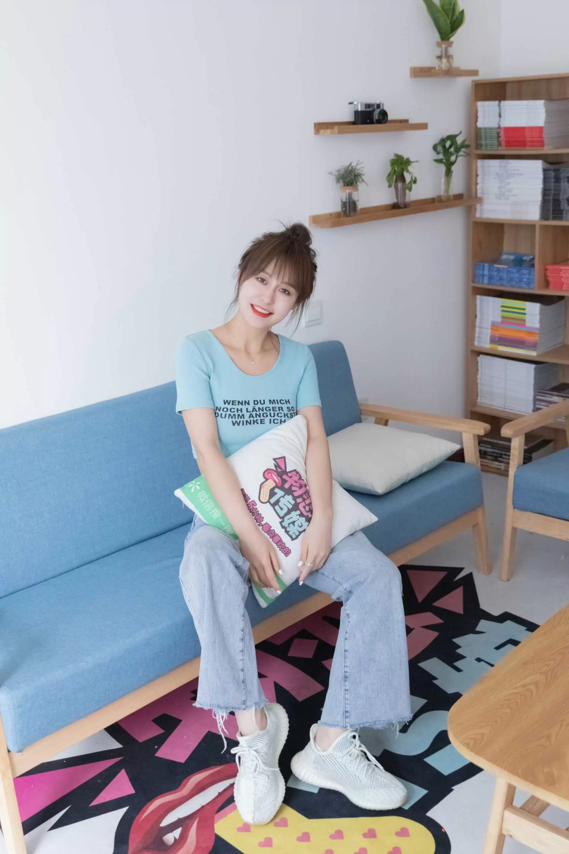 物恋传媒 NO.798 困困-风吹过沙 [148P+1V／3.56GB] - 秀人网免费无水印在线套图写真