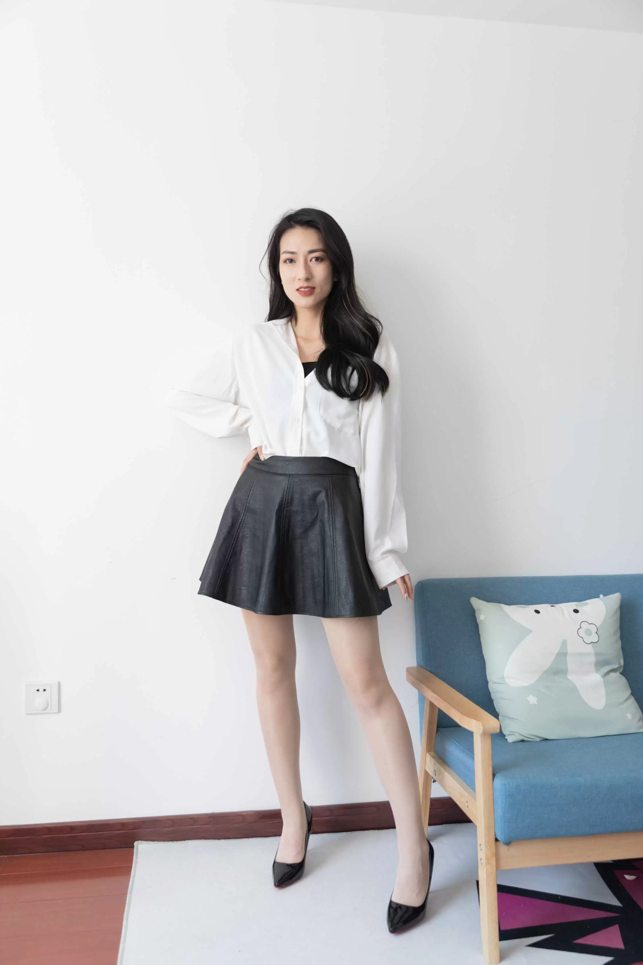 物恋传媒 NO.789 小茶-林花谢春红 [203P+1V／4.93GB] - 秀人网免费无水印在线套图写真