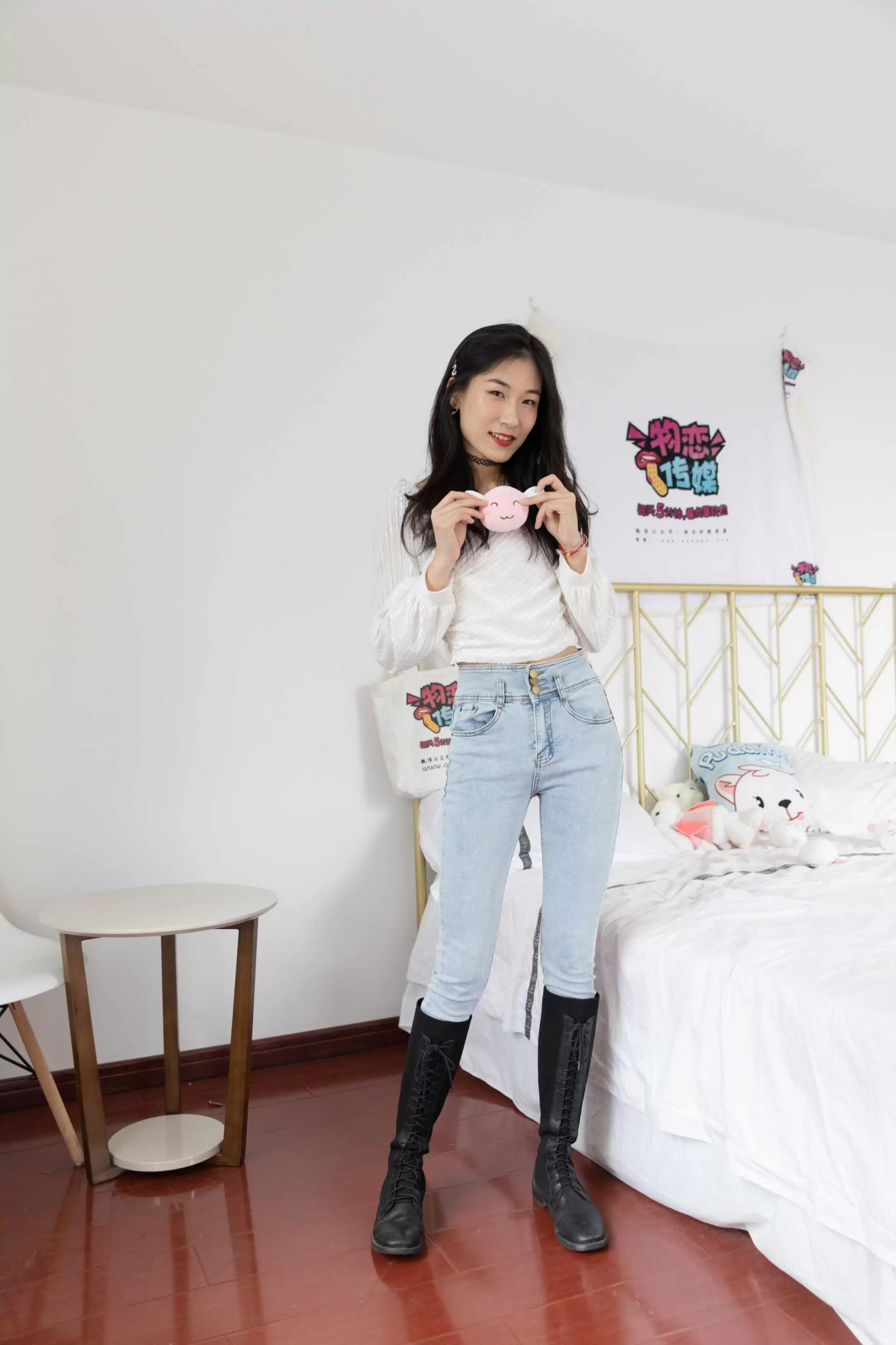 物恋传媒 NO.788 小远-岁月温暖 [149P+1V／5.17GB] - 秀人网免费无水印在线套图写真