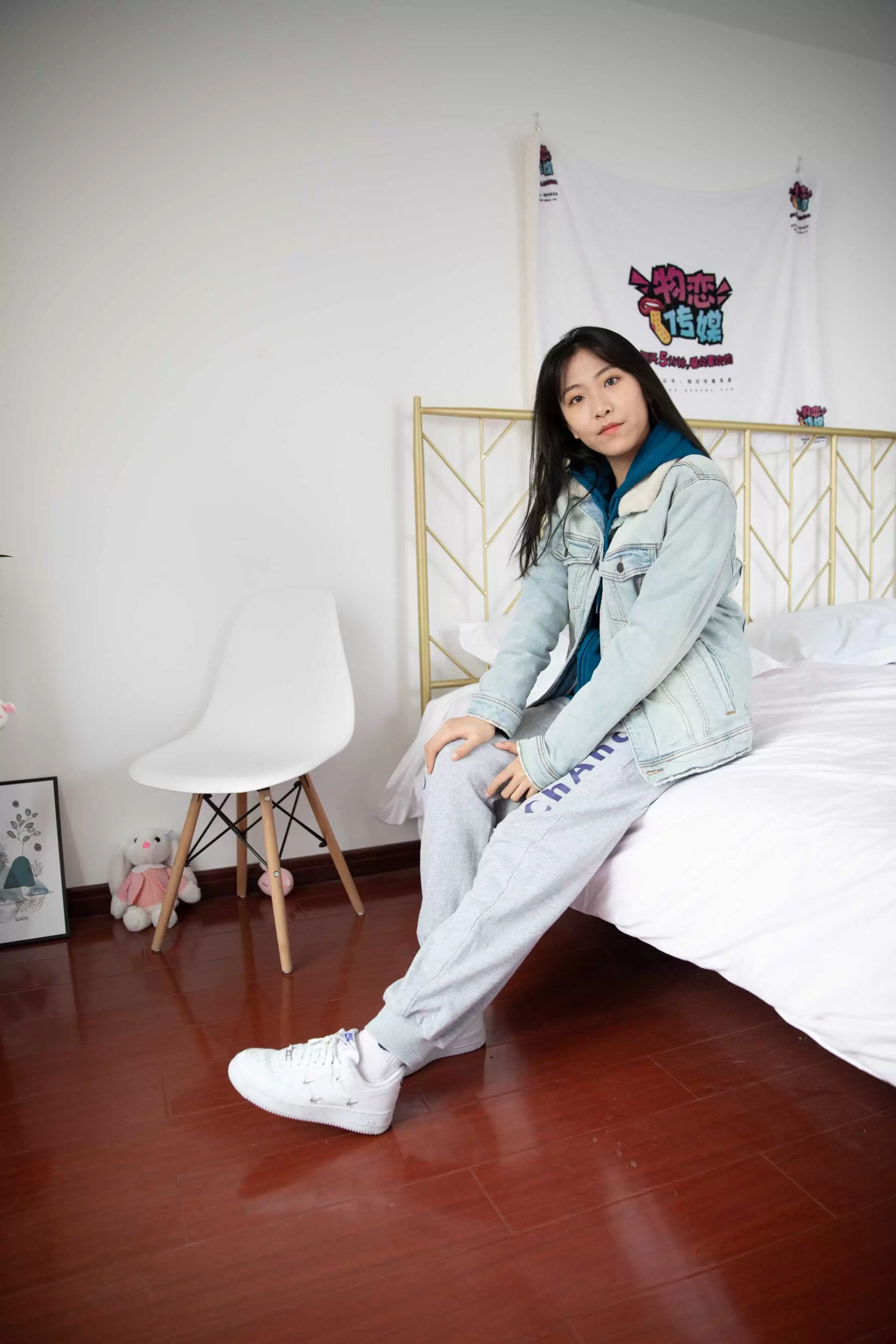 物恋传媒 NO.731 elise-燃烧的花 [148P+1V3540M] - 秀人网免费无水印在线套图写真