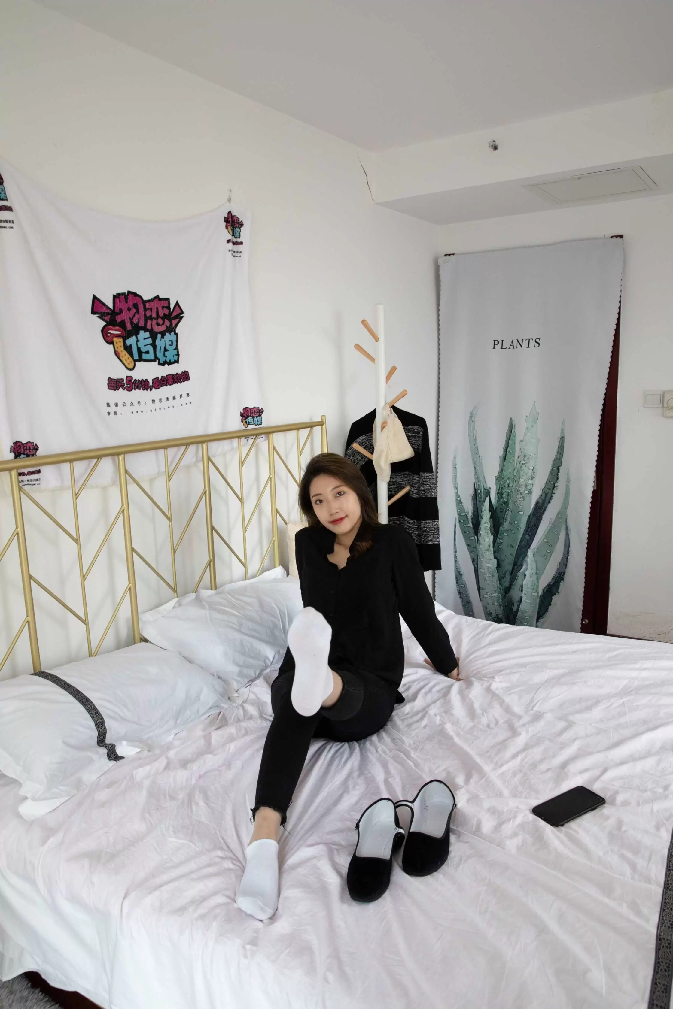 物恋传媒 NO.708 雅梦-雪幻月梦 [153P+1V／3910M] - 秀人网免费无水印在线套图写真