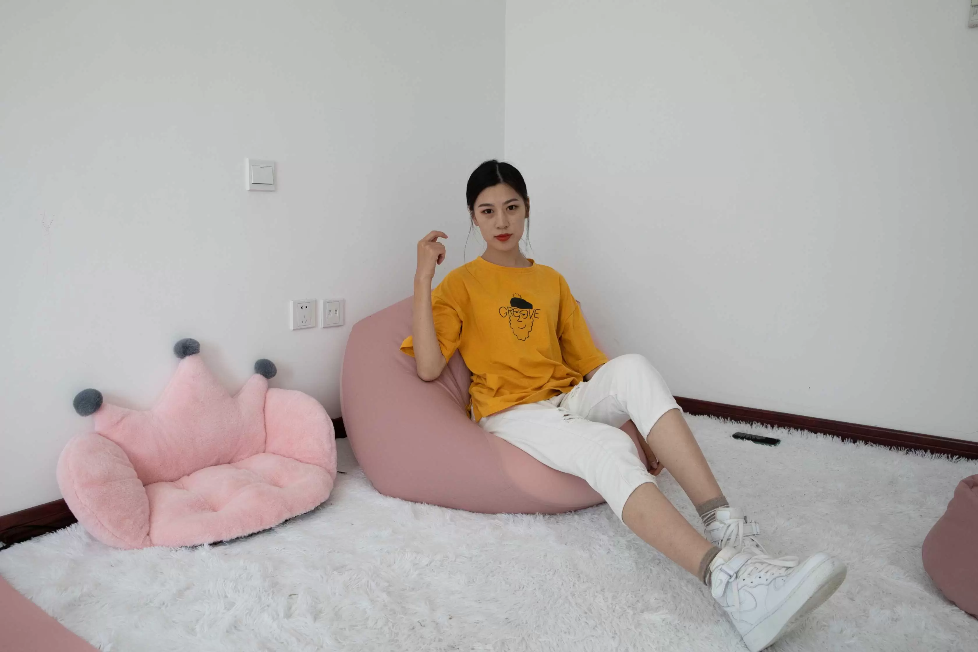 物恋传媒 NO.700 苏镶-雨里的心 [146P+1V／5250M] - 秀人网免费无水印在线套图写真