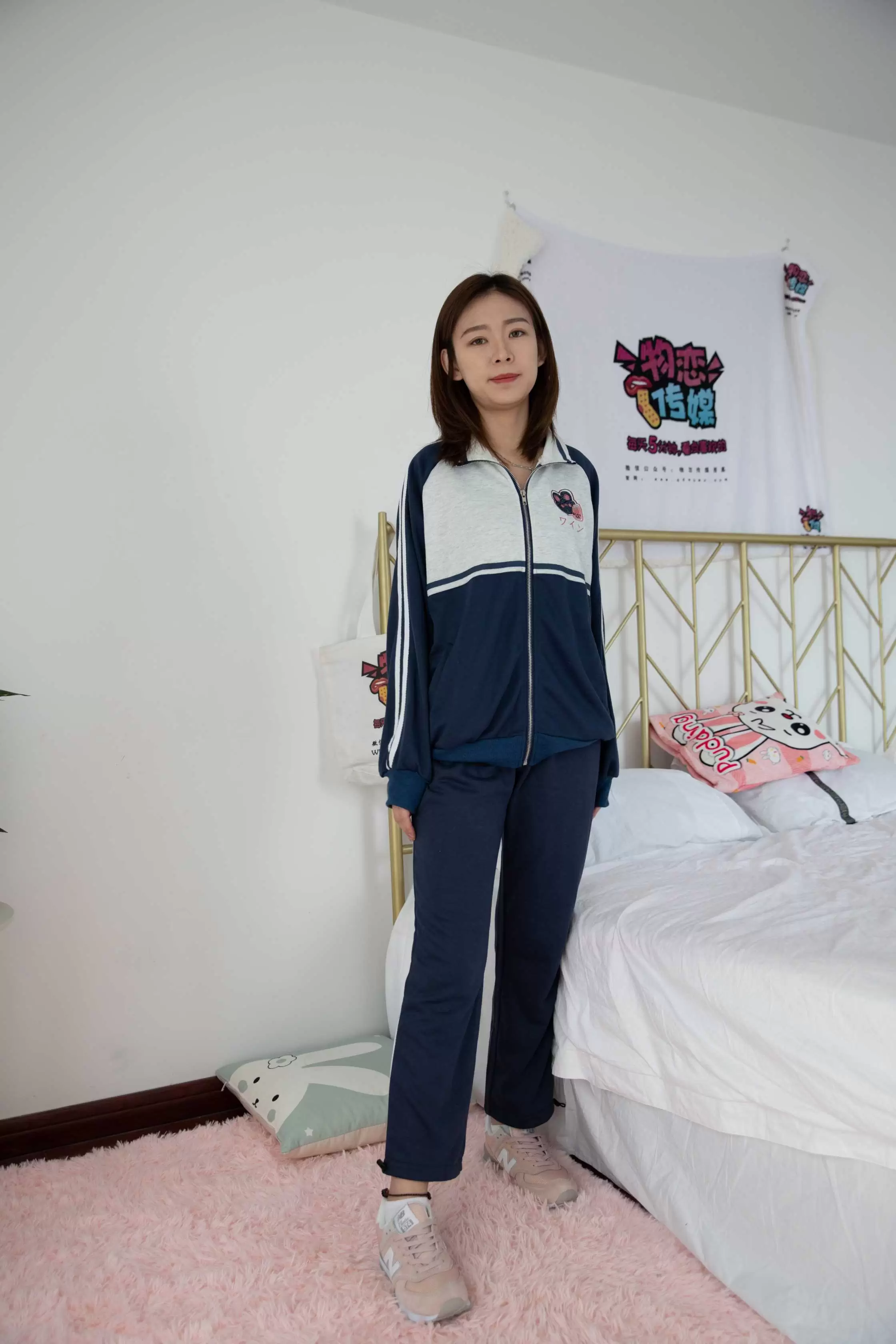 物恋传媒 NO.690 婷婷-梦里的雨 [161P+1V／5.28G] - 秀人网免费无水印在线套图写真