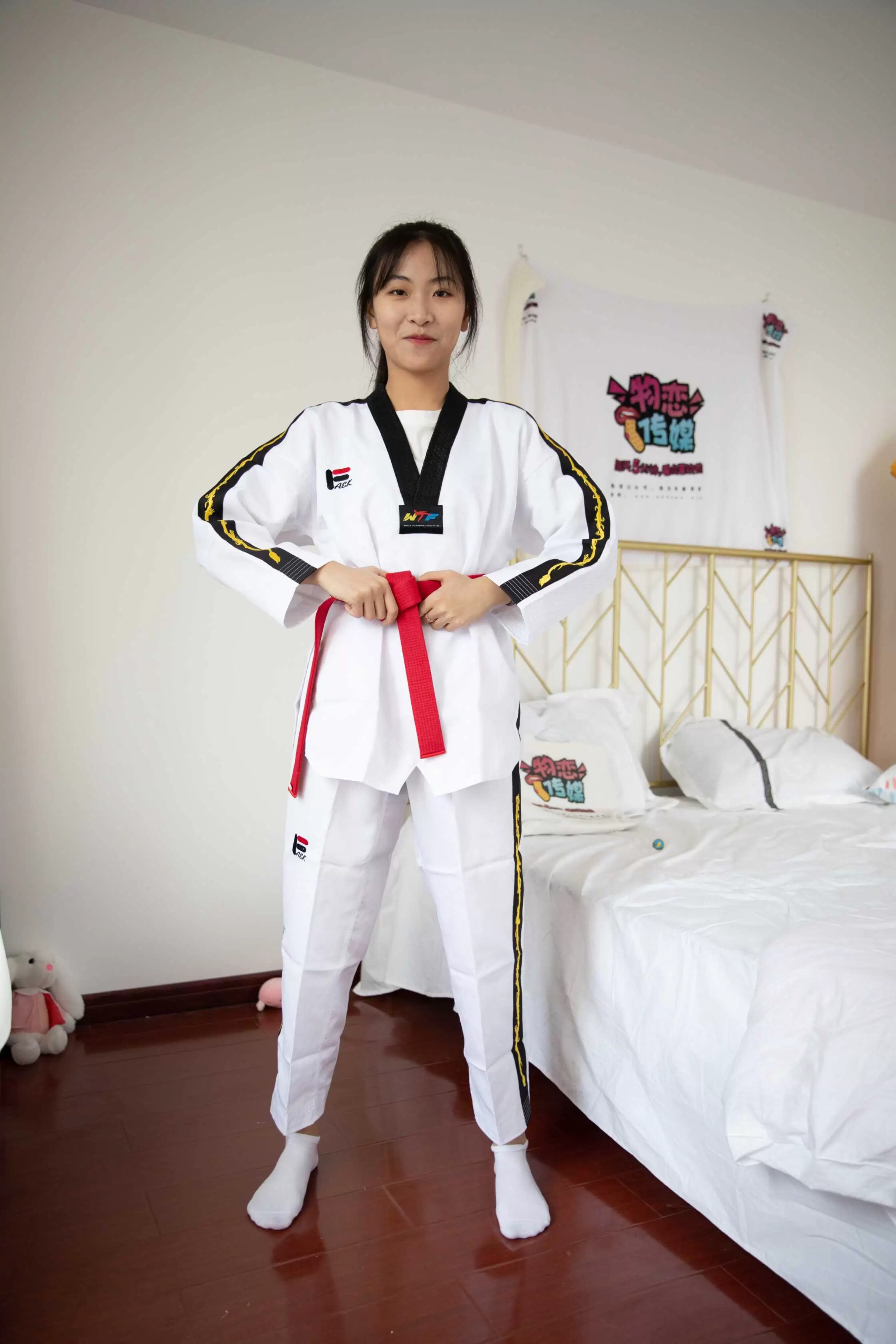 物恋传媒 NO.620 elise-回眸 [172P+1V4.41G] - 秀人网免费无水印在线套图写真