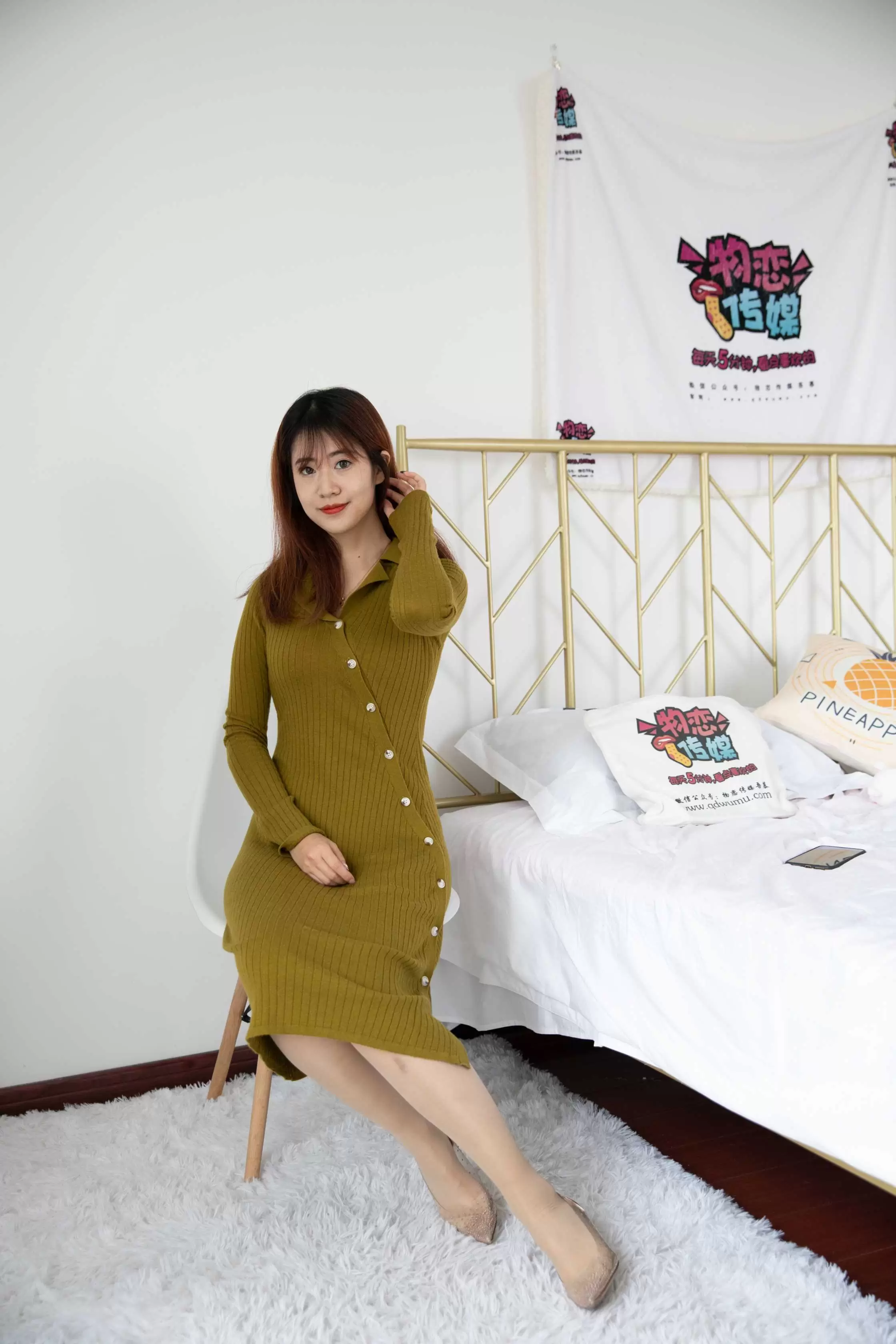 物恋传媒 NO.572 小轩-奶茶如她 [144P+1V3.58G] - 秀人网免费无水印在线套图写真