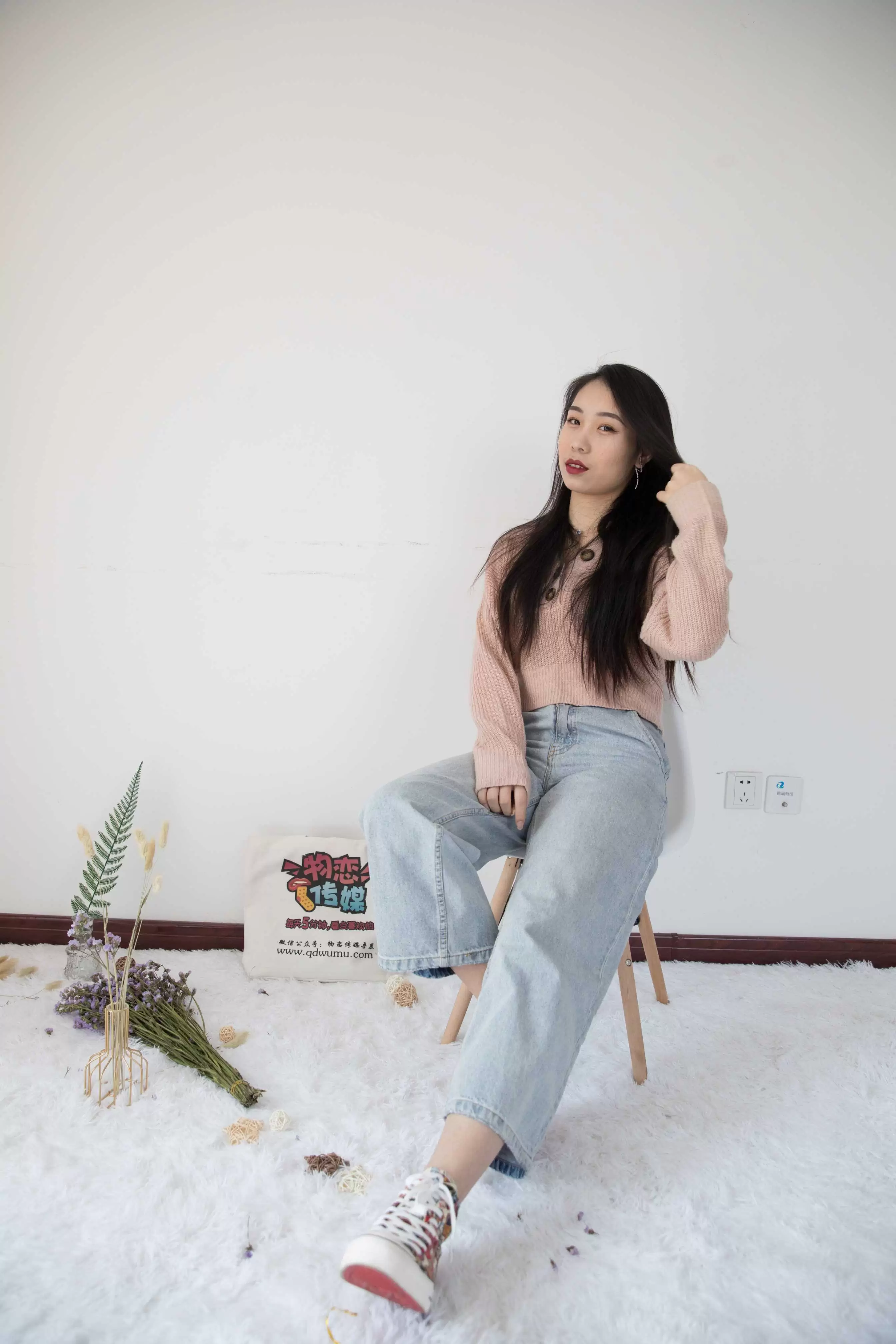 物恋传媒 No.392 璐璐-蝶如梦 [161P+1V3.9G] - 秀人网免费无水印在线套图写真