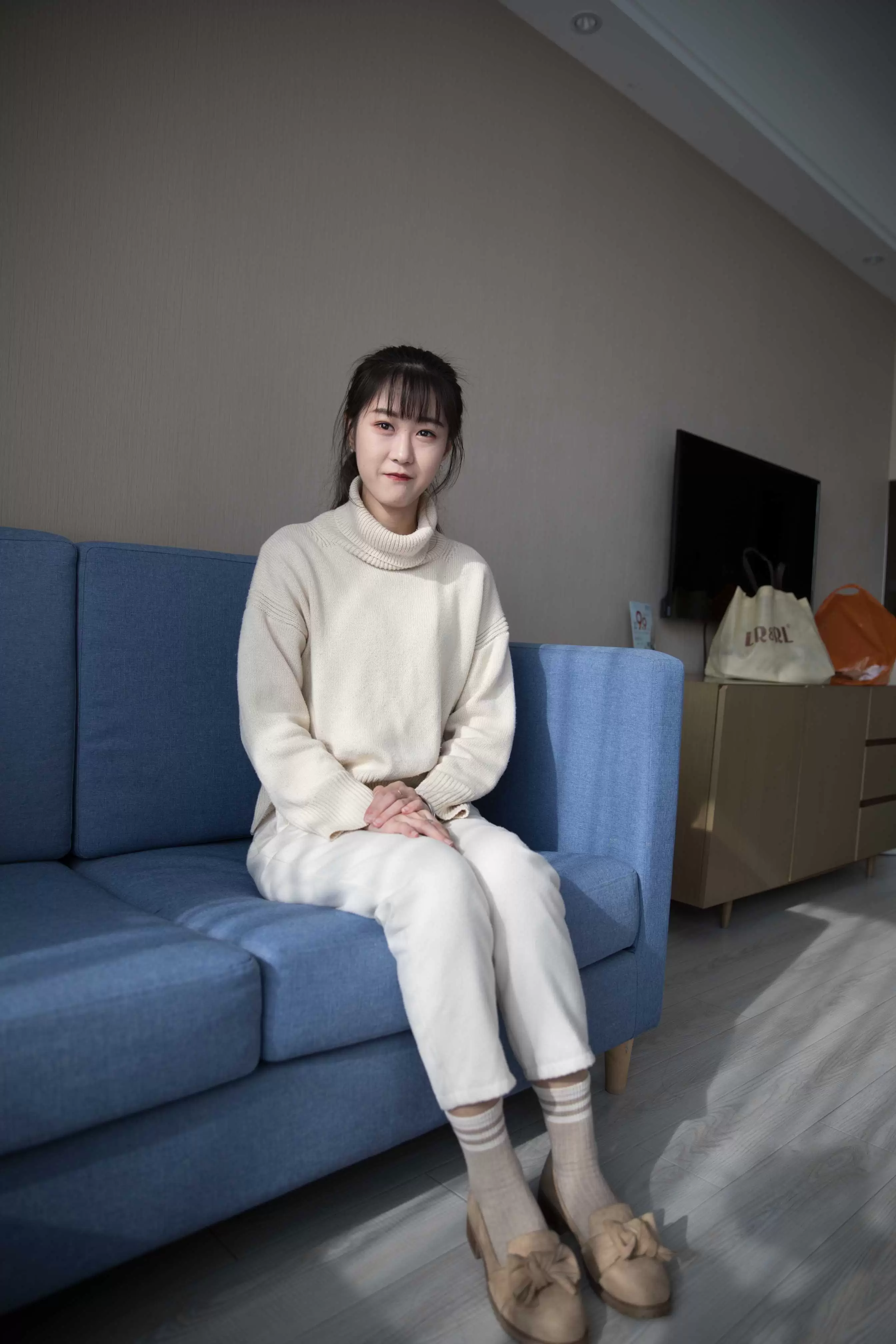 物恋传媒 No.363 冬冬-铃兰花与露水 [192P+1V4.68G] - 秀人网免费无水印在线套图写真