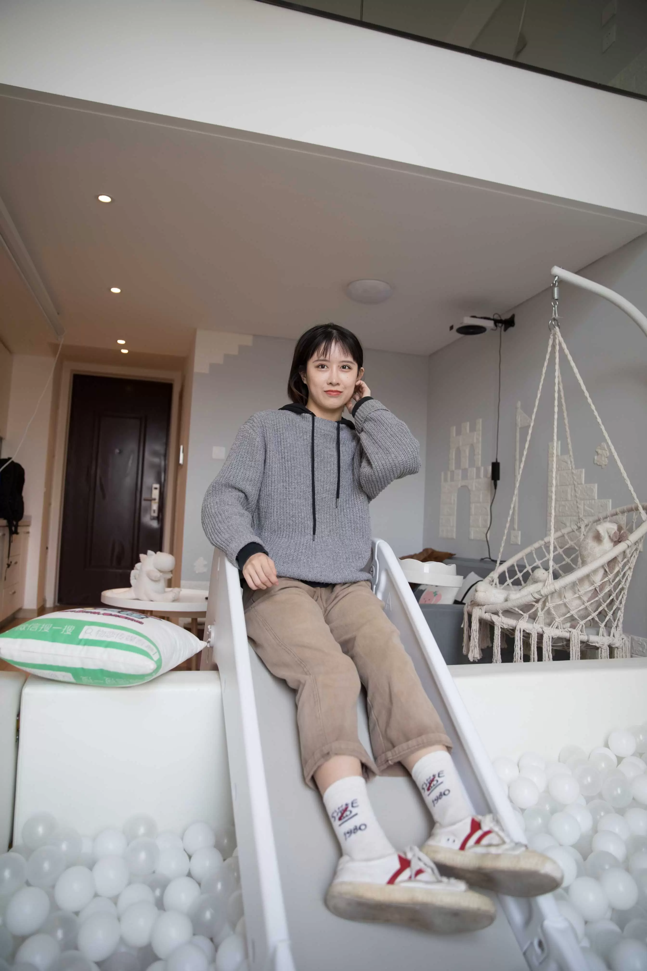 物恋传媒 No.329 楚莱-梦幻游乐场 [138P+1V3.67G] - 秀人网免费无水印在线套图写真