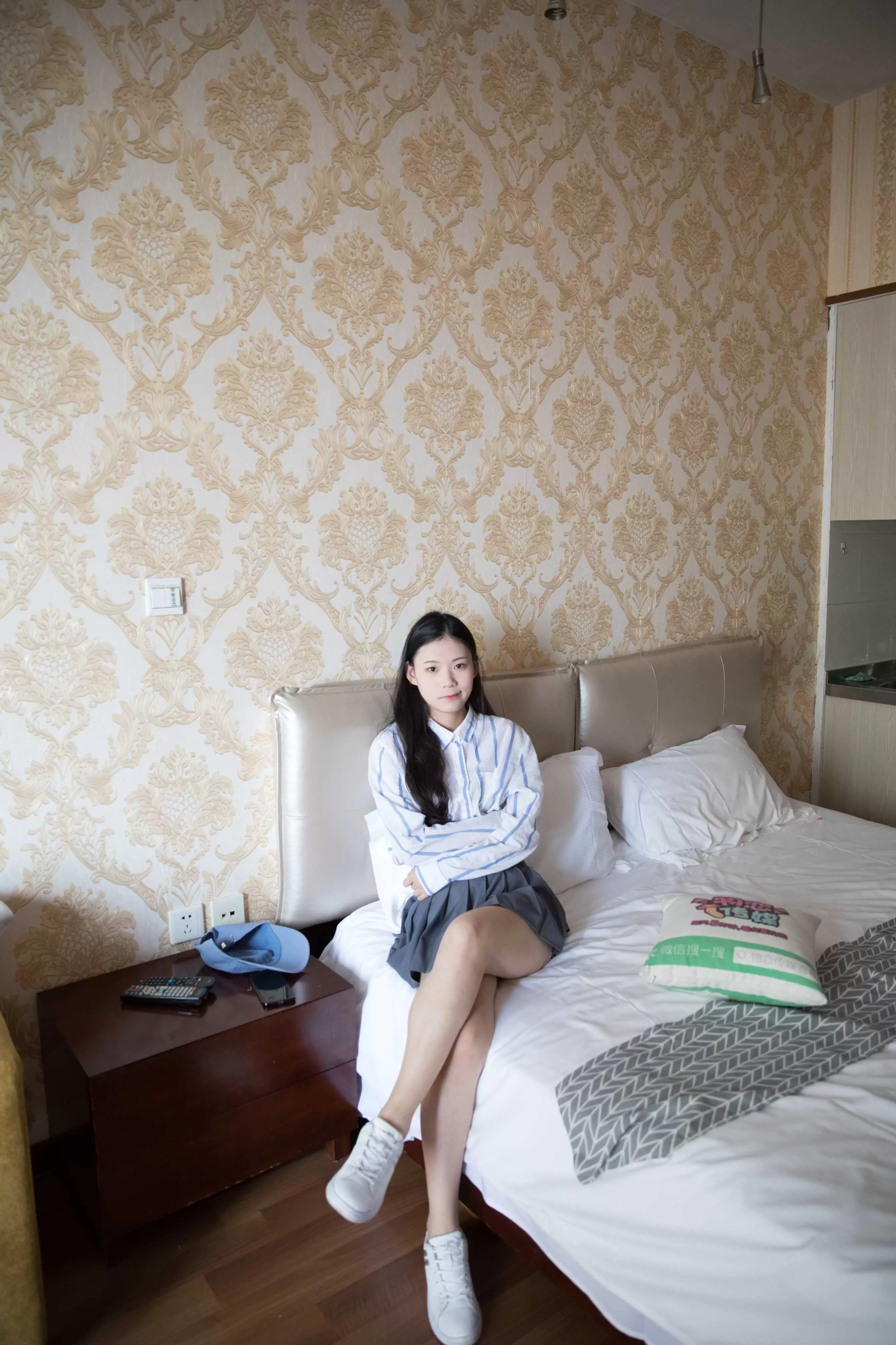 物恋传媒 No.241 青禾-美丽，也可以很酷 [210P+1V5.68G] - 秀人网免费无水印在线套图写真