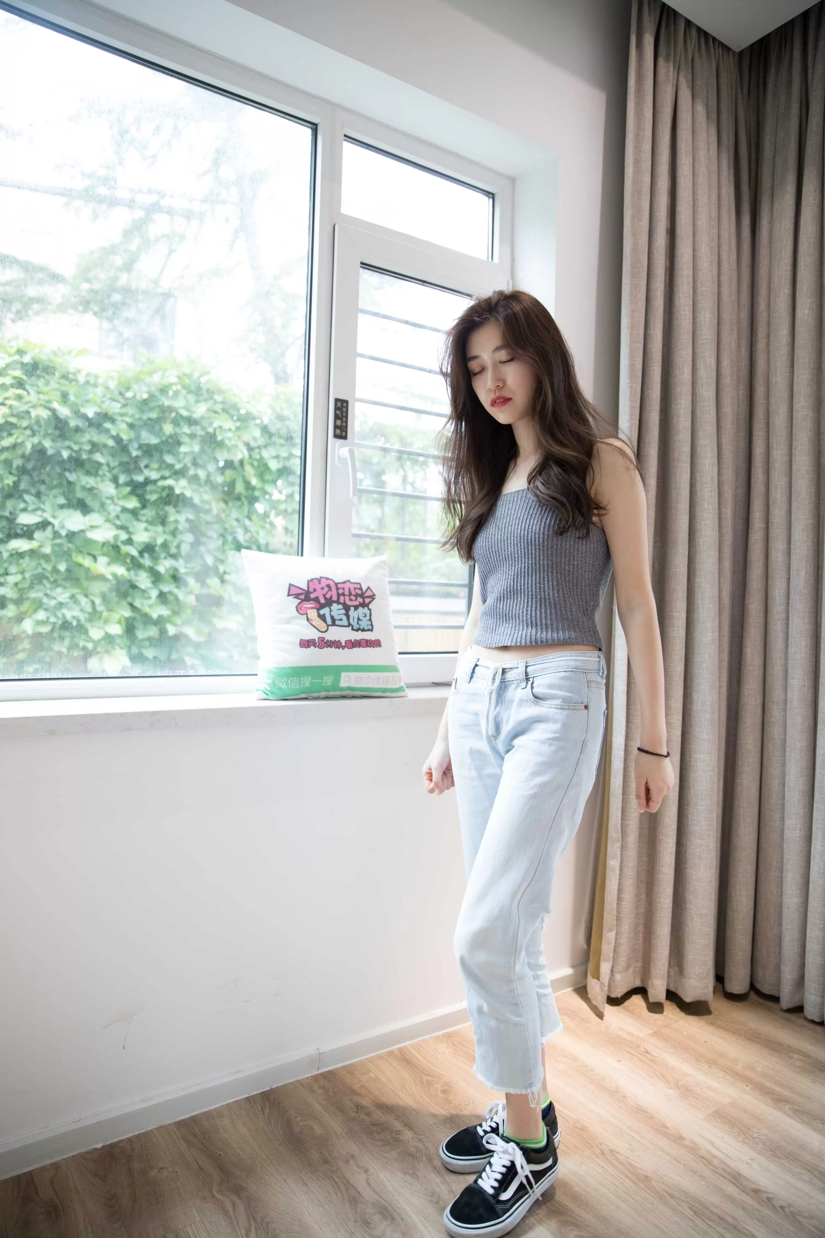 物恋传媒 No.189 佳琪-清冷小 [149P+1V3.64G] - 秀人网免费无水印在线套图写真