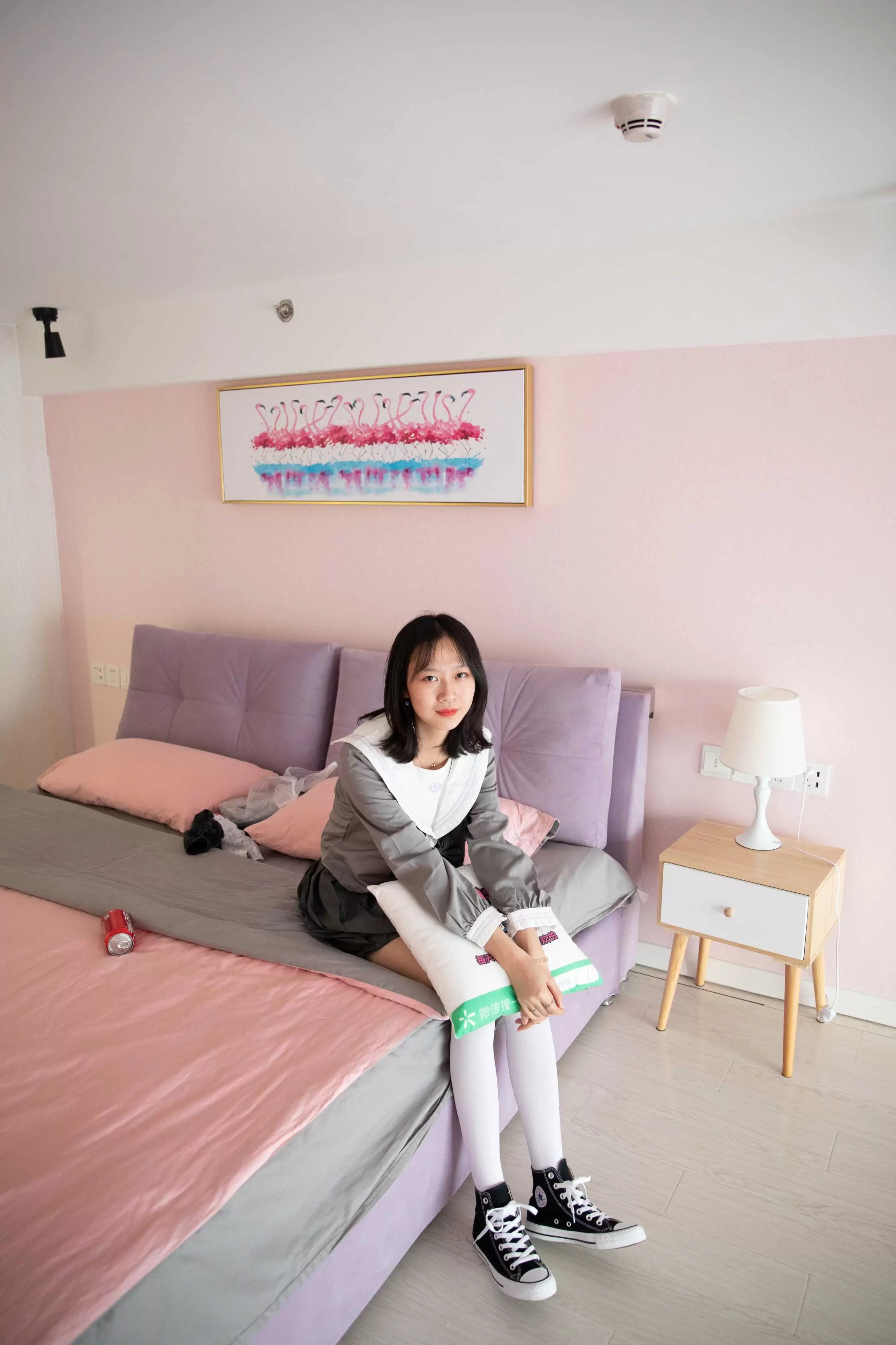 物恋传媒 No.112 落落-荷叶边加白色高筒袜，卡哇伊 [116P+1V1.71GB] - 秀人网免费无水印在线套图写真