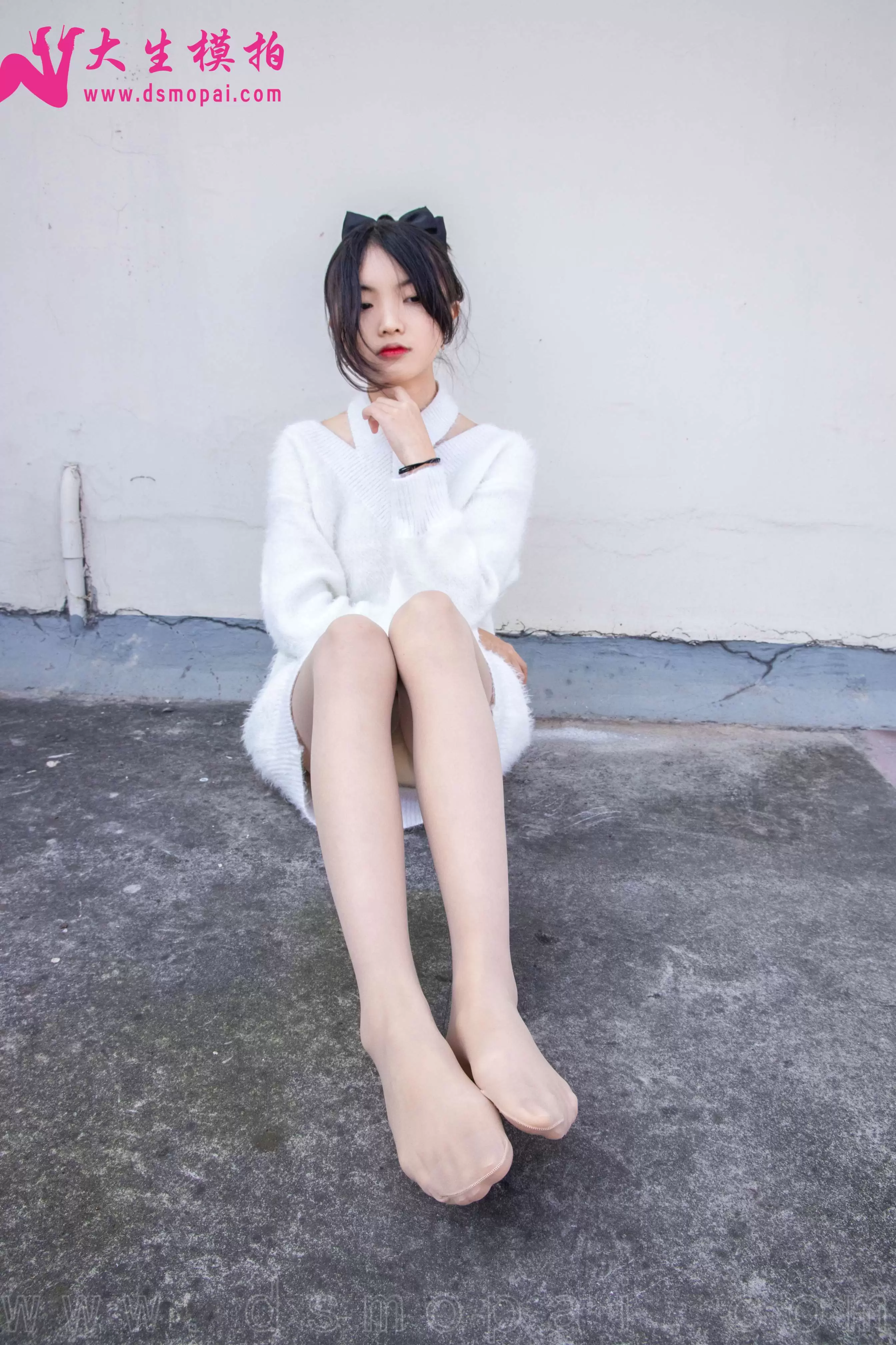 [大生模拍] NO.304 小琴 纯洁白[48P-289.2M] - 秀人网免费无水印在线套图写真