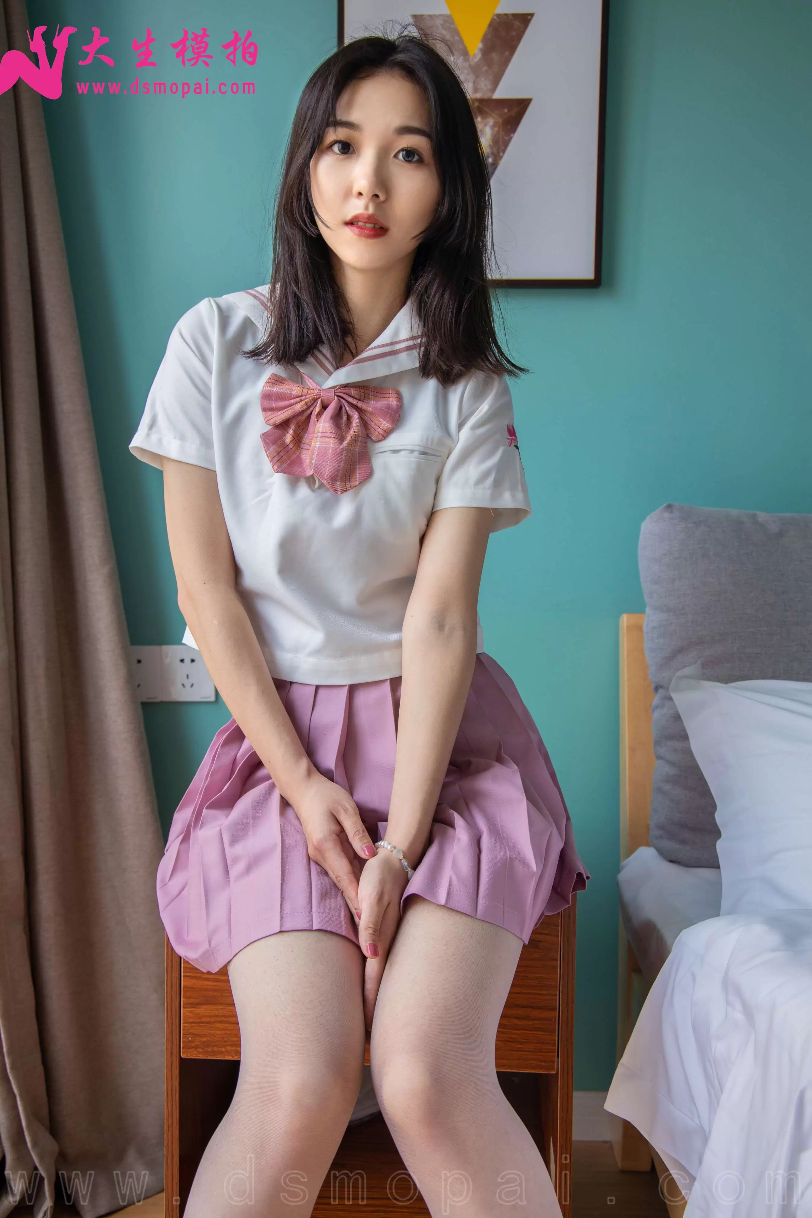 大生模拍 NO.277 漫语 白色长筒袜[74P／607MB] - 秀人网免费无水印在线套图写真