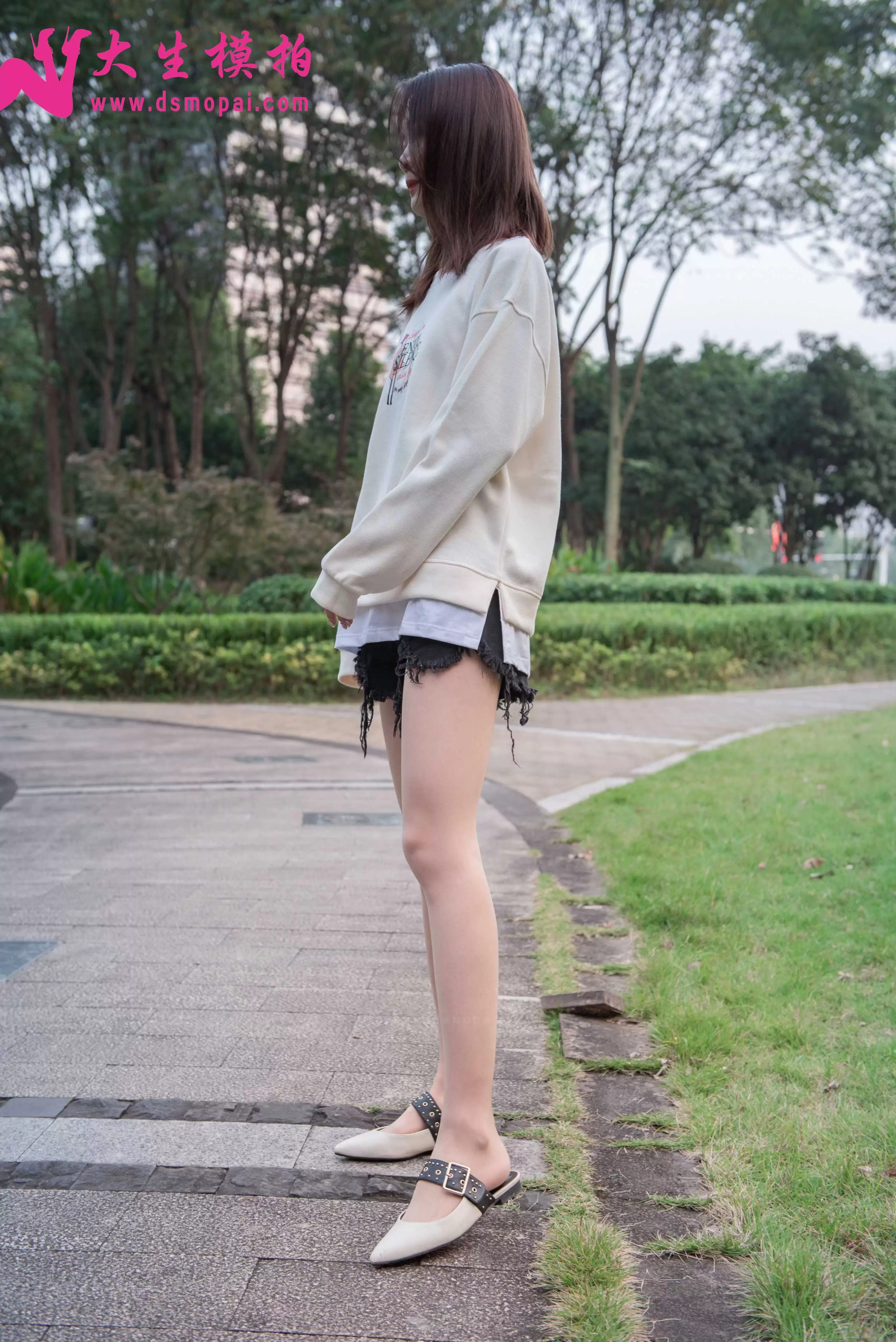 大生模拍 No.157 丹丹 白嫩美丝 [50P218MB] - 秀人网免费无水印在线套图写真