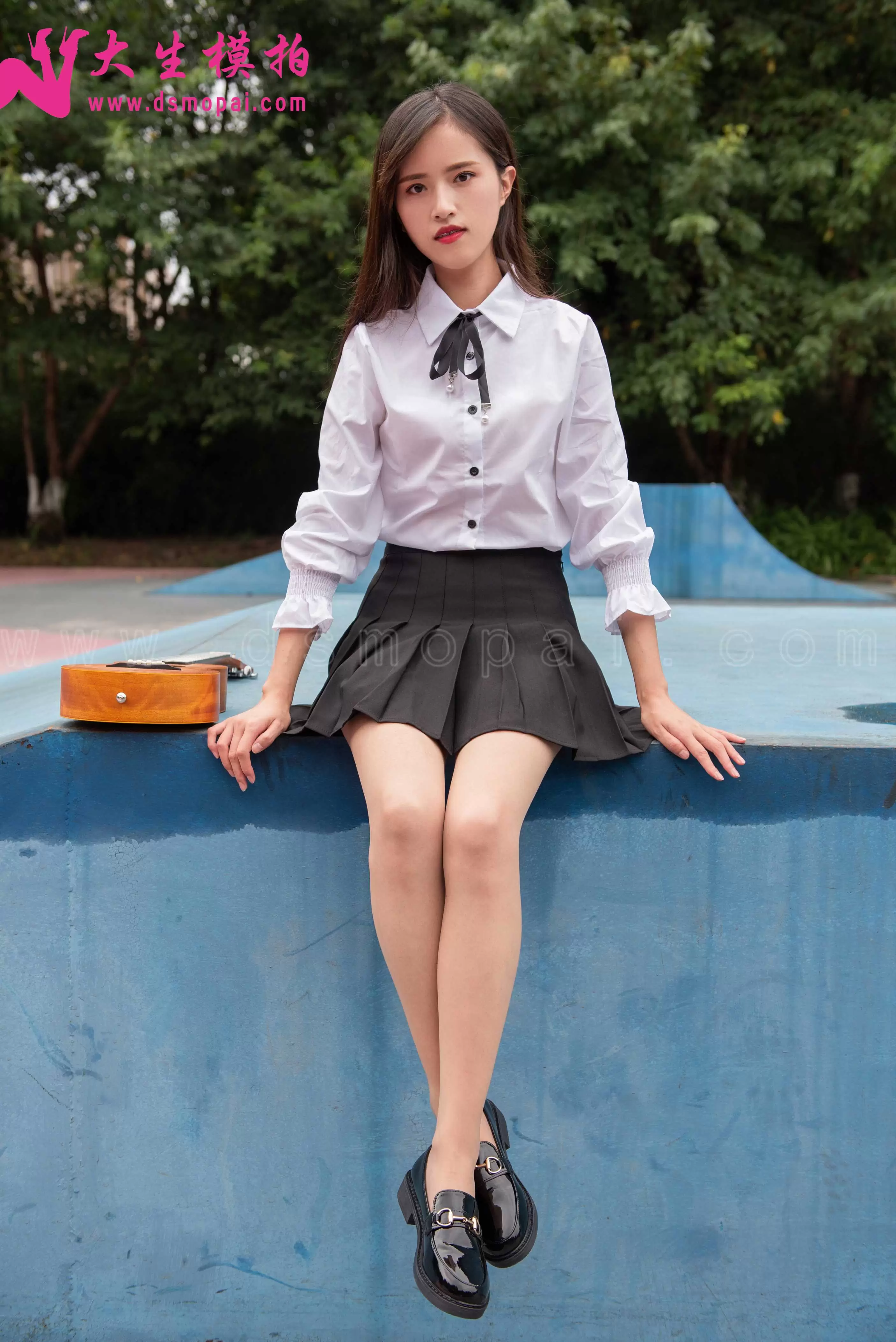 大生模拍 No.150 师师 尤克里里女孩 [58P304MB] - 秀人网免费无水印在线套图写真