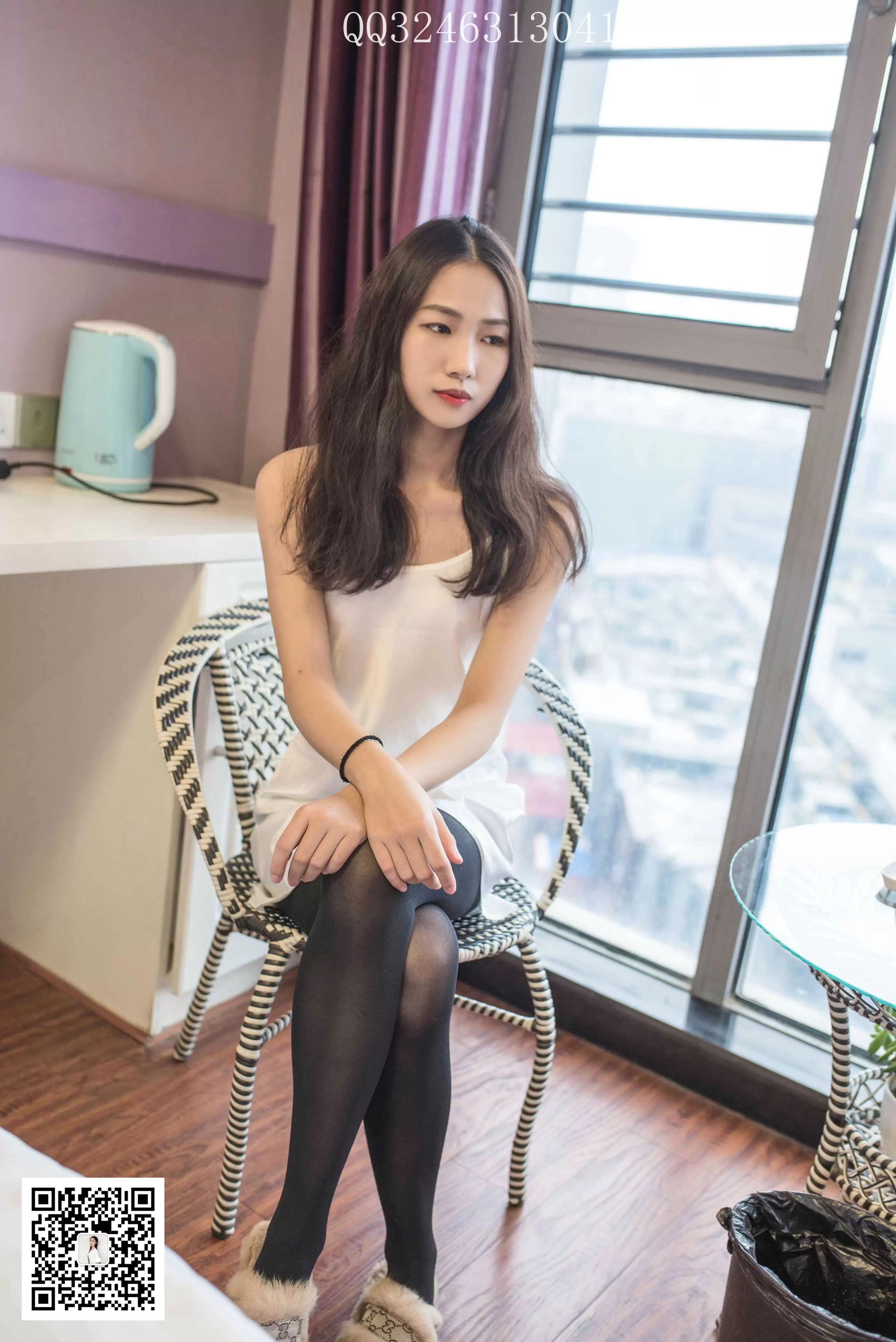 大生模拍 No.098 依依-居家厚黑丝 [64P1V364MB] - 秀人网免费无水印在线套图写真