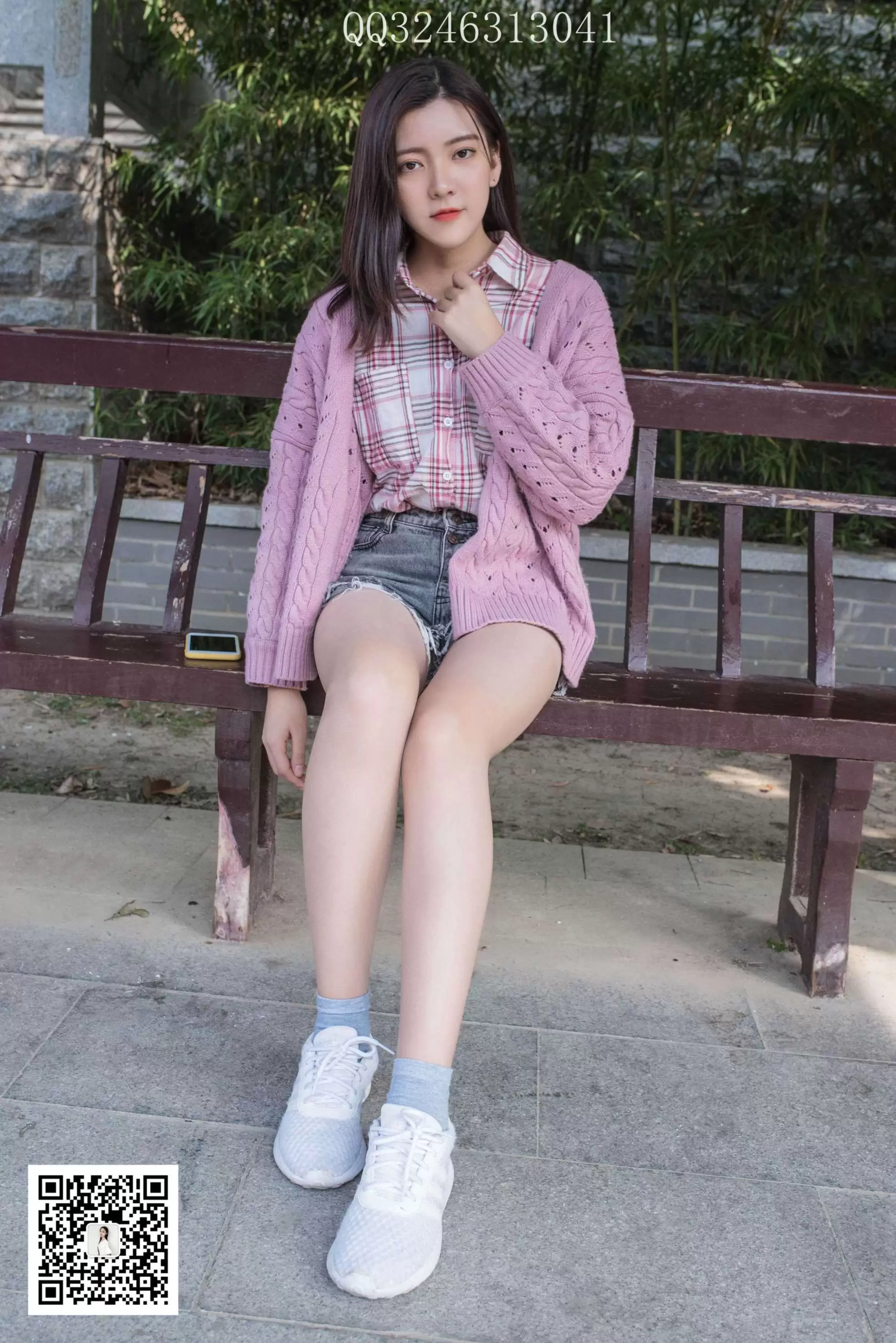 大生模拍 No.096 七七-极致超薄肉丝 [49P1V408MB] - 秀人网免费无水印在线套图写真