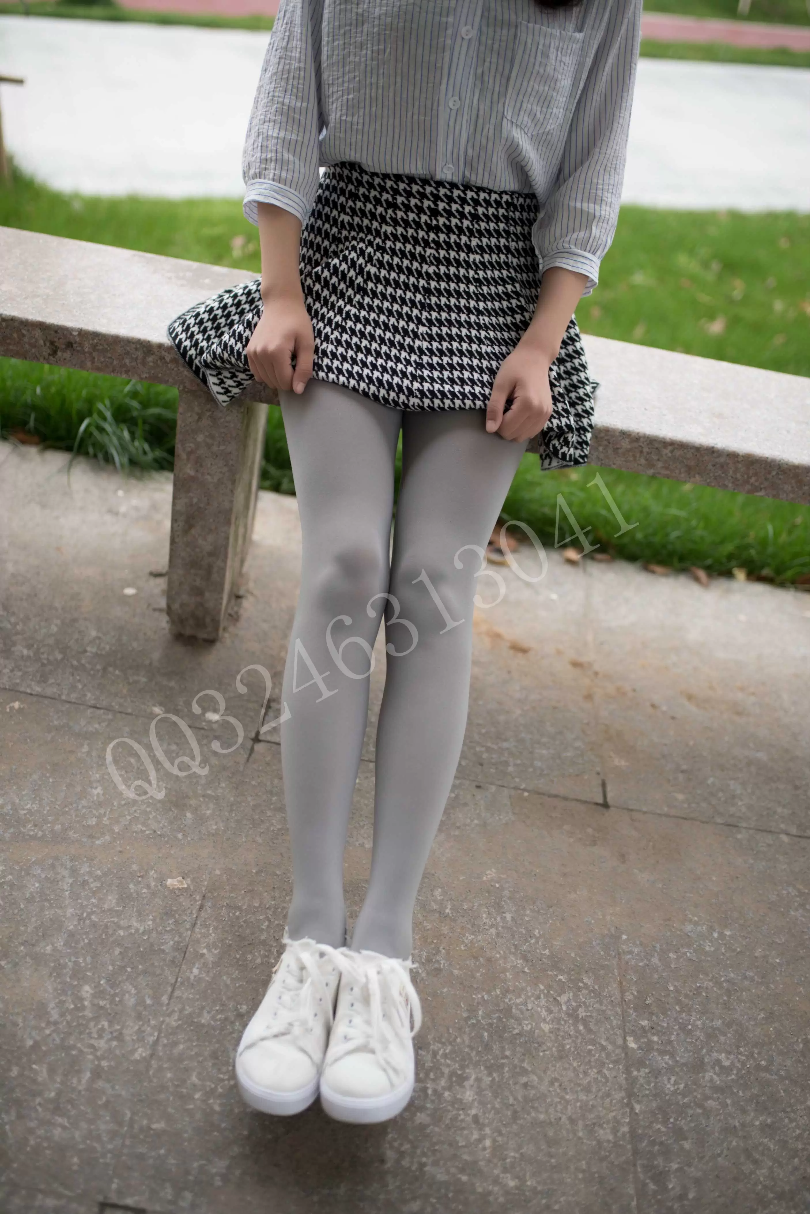 大生模拍 No.059 晶晶-第一次尝试厚灰丝 [44P177MB] - 秀人网免费无水印在线套图写真