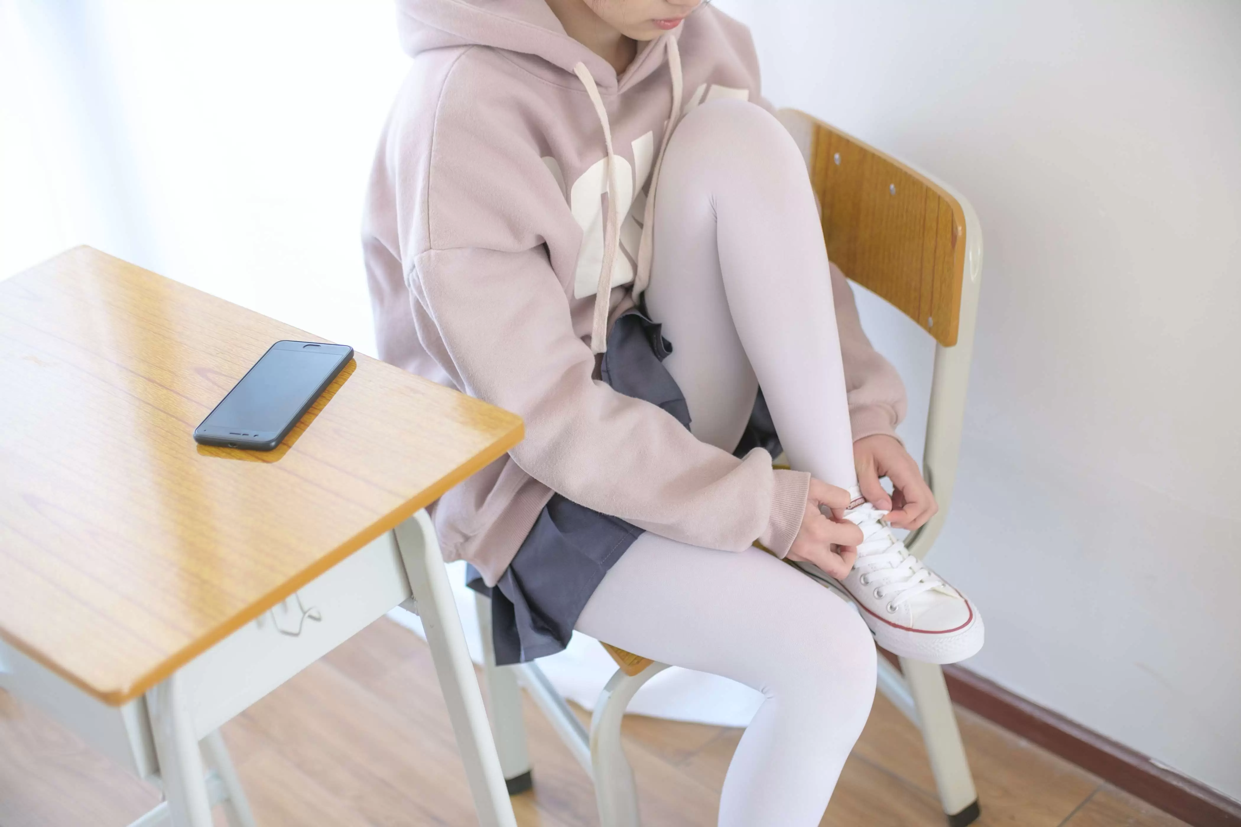 X-002 白丝运动风 [105P1V-1.48GB] - 秀人网免费无水印在线套图写真