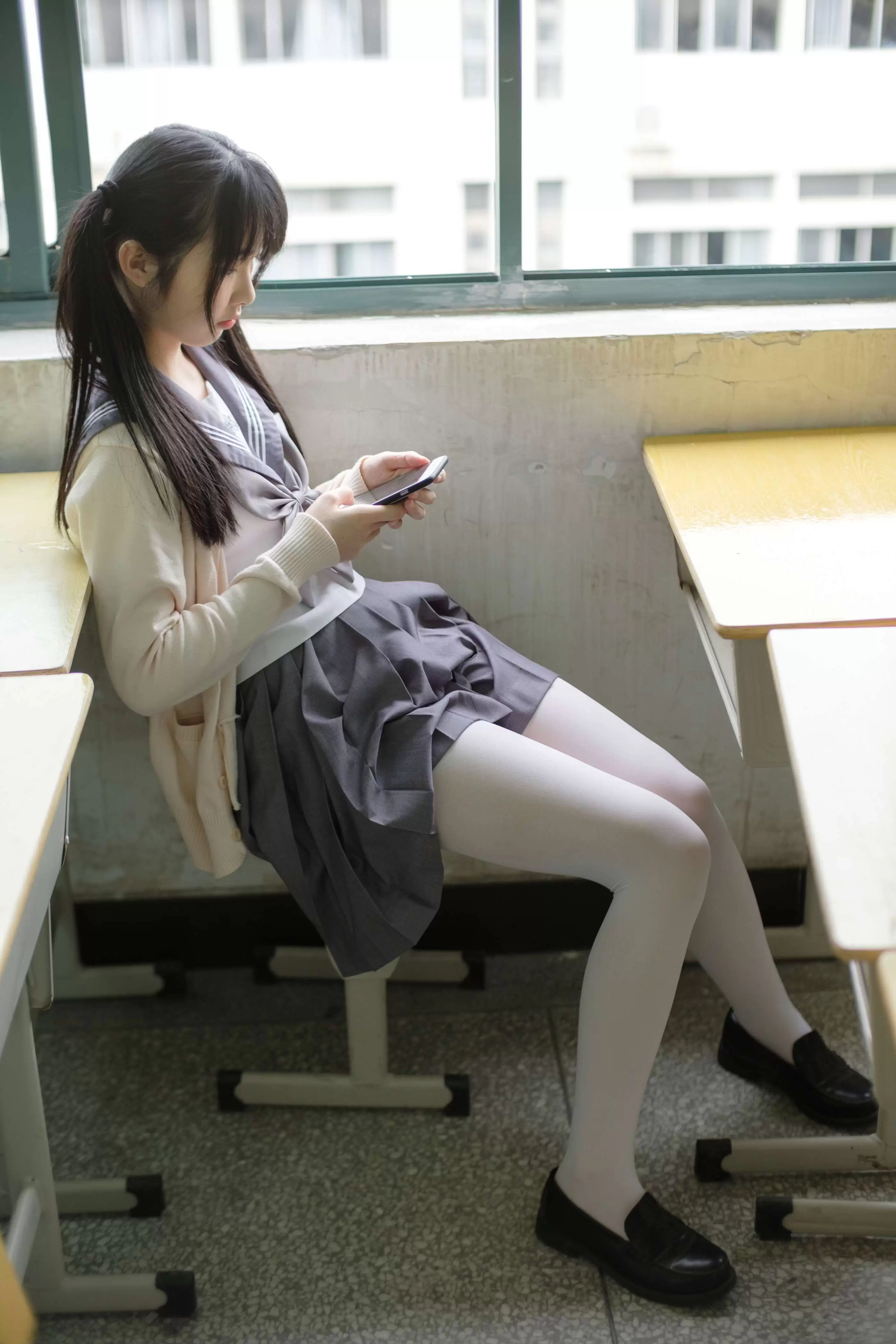 X-017 JK校服白丝 [99P1V-1.24GB] - 秀人网免费无水印在线套图写真