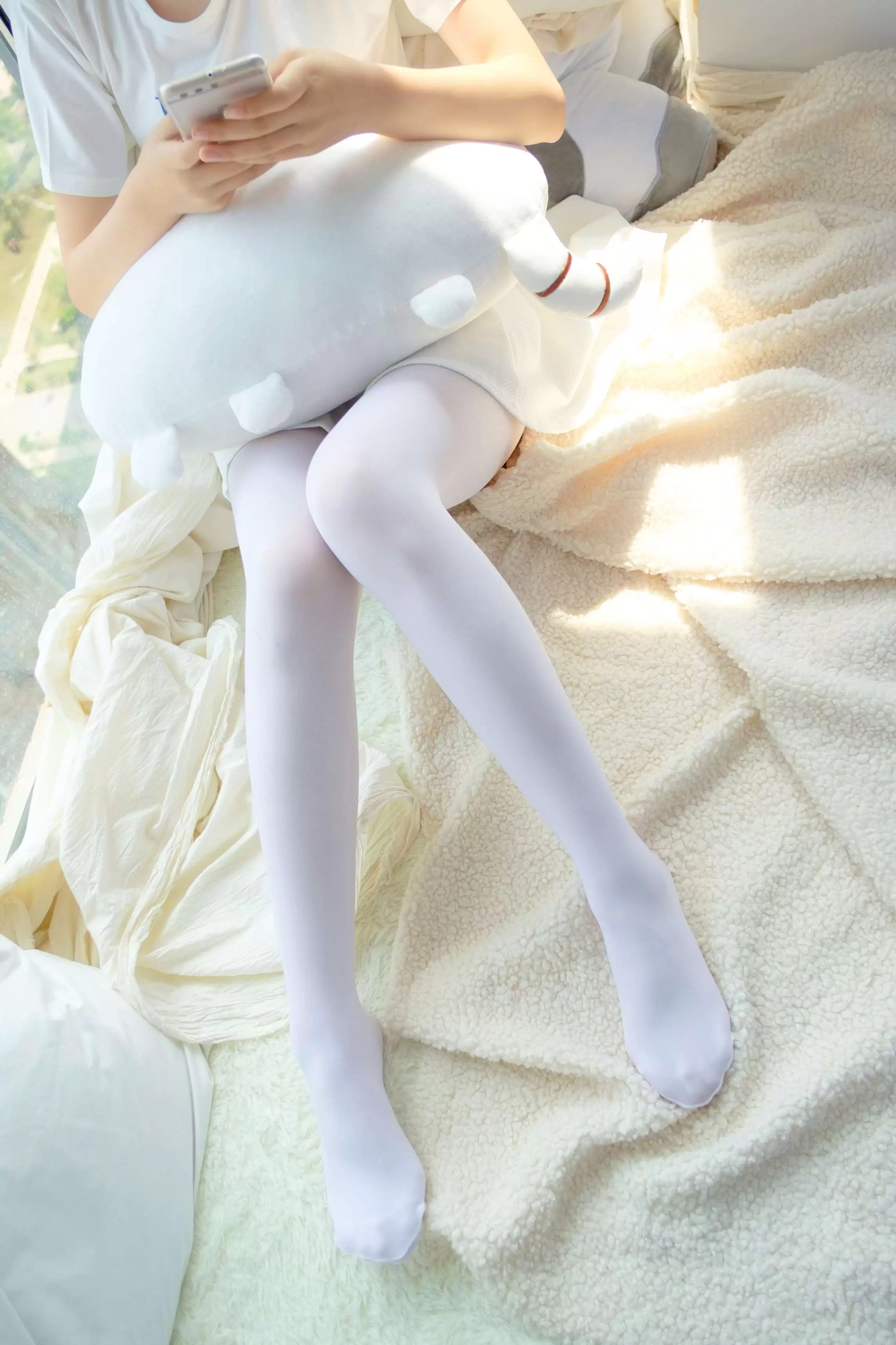 R15-004 纯白之恋 [111P-612MB] - 秀人网免费无水印在线套图写真