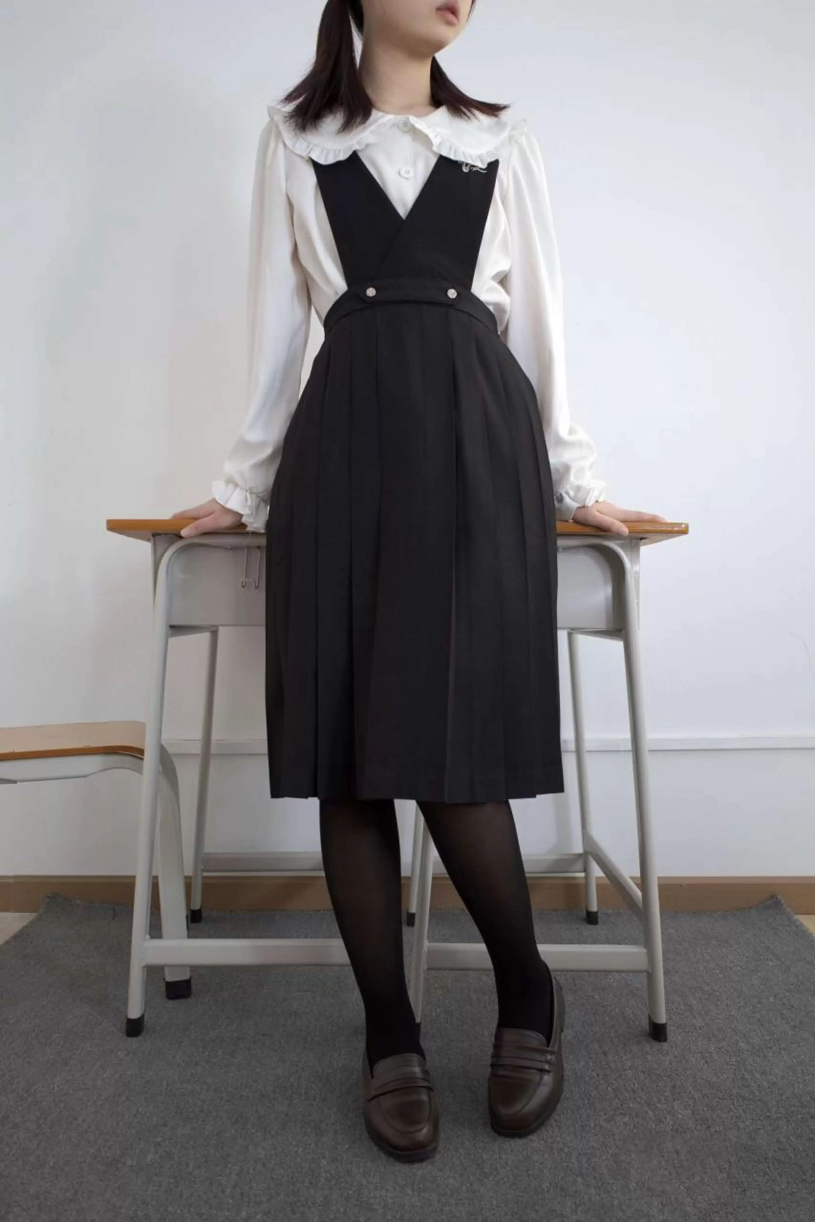 内部-005 小夜 黑丝 50D [113P1V-846MB] - 秀人网免费无水印在线套图写真