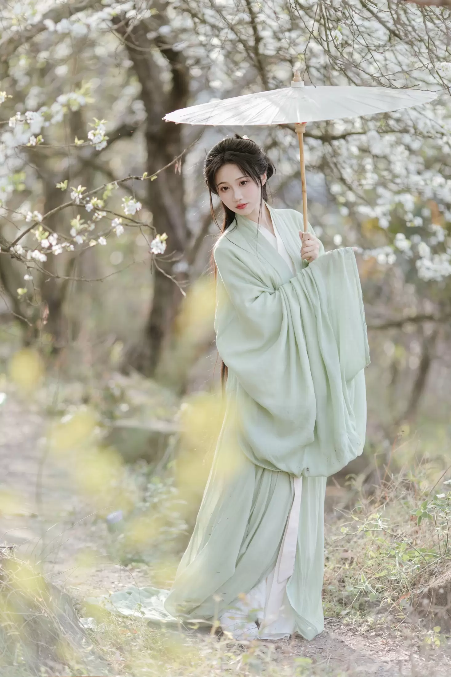 绮罗生的小苏苏 – 《杏花吹满头》[18P] - 秀人网免费无水印在线套图写真