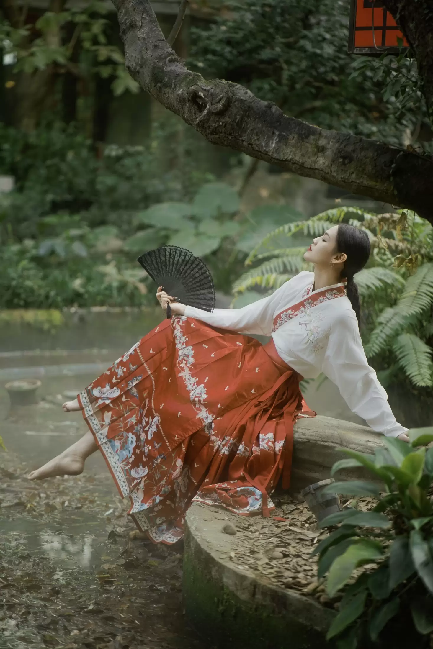 曼丽 – 《青庭疏影，惊鸿入画》[40P] - 秀人网免费无水印在线套图写真