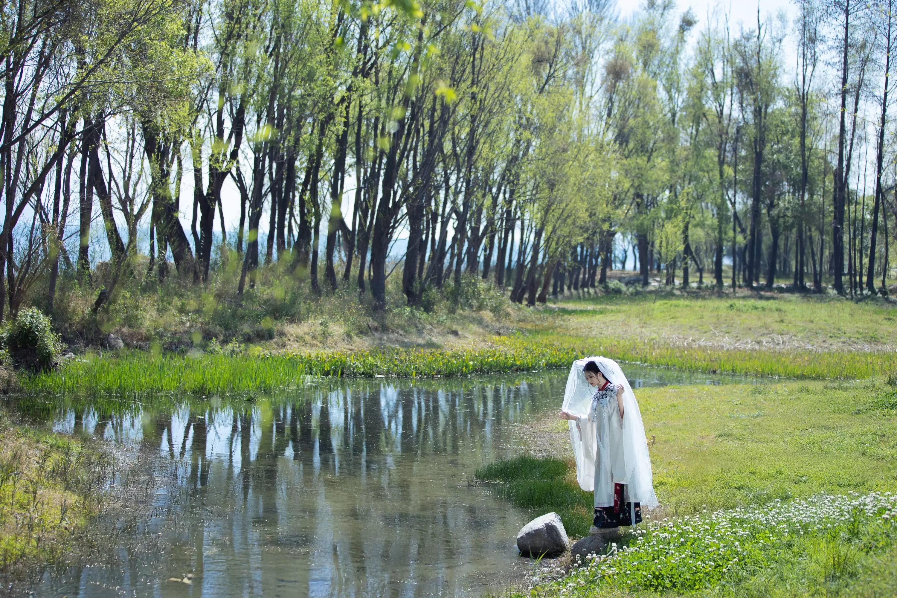 晚江亭 – 《洱海》[37P] - 秀人网免费无水印在线套图写真