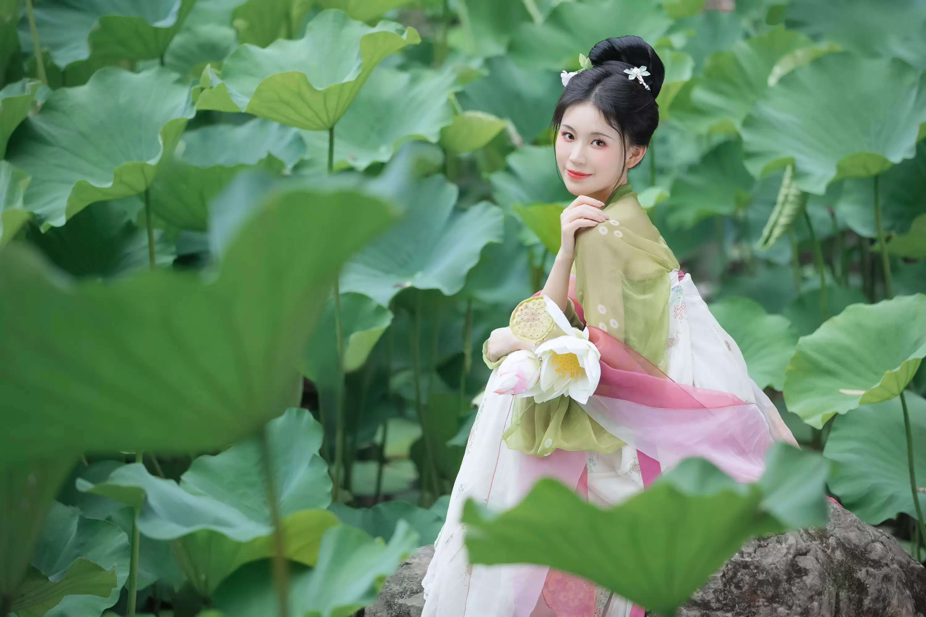 许尽欢～ – 《莲舟谣》[15P] - 秀人网免费无水印在线套图写真