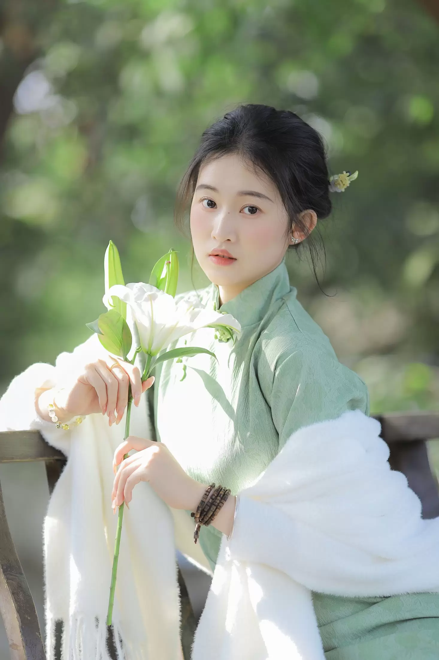 哇塞鱼鱼 – 《温润如玉》[21P] - 秀人网免费无水印在线套图写真