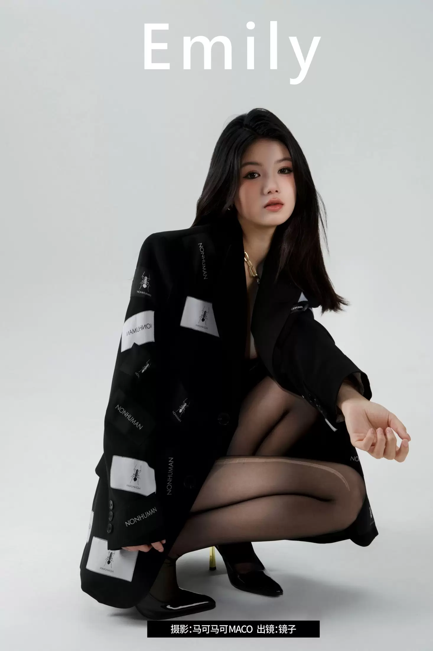 镜子 – 《Emily》[30P] - 秀人网免费无水印在线套图写真