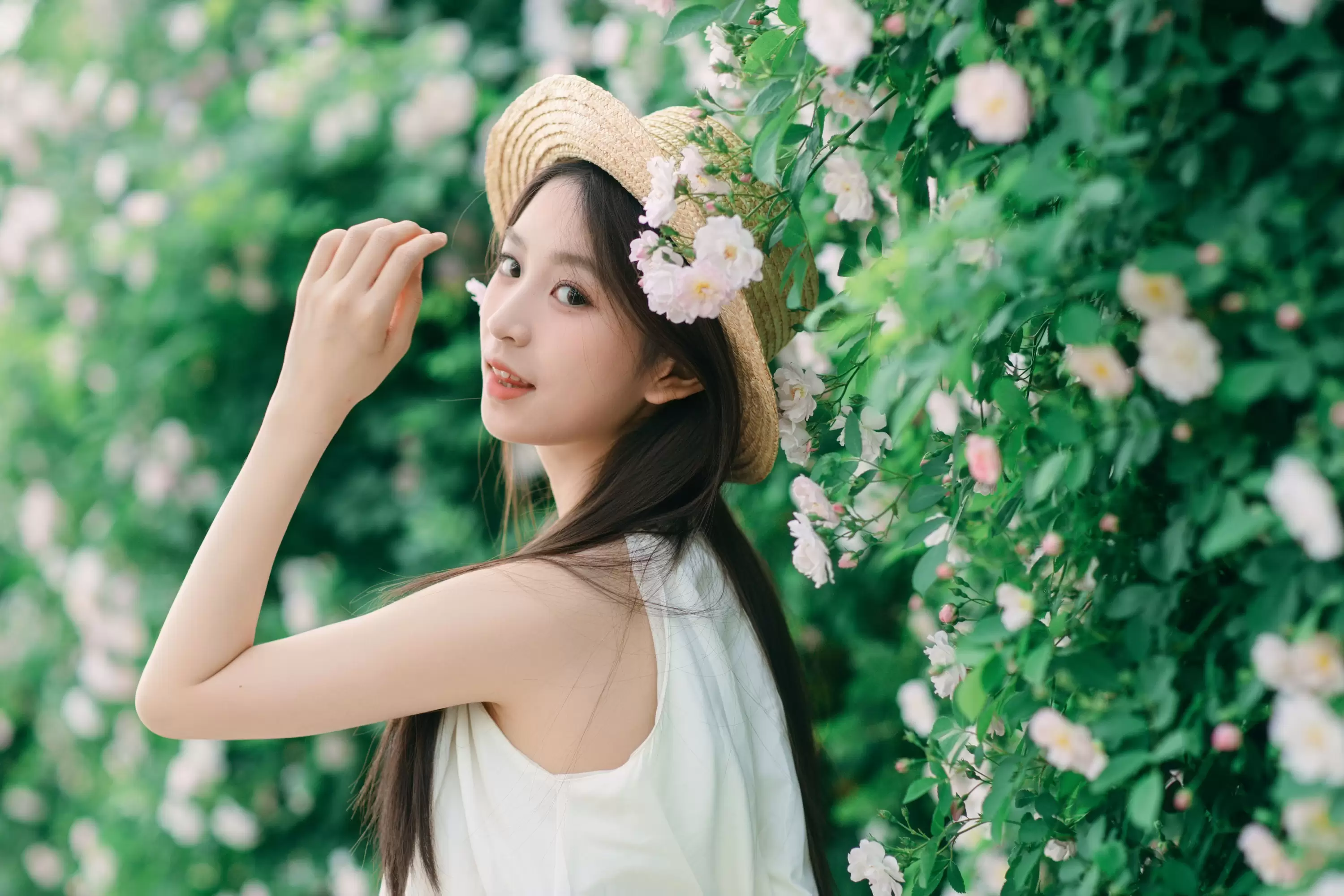 Minejoin – 《4月蔷薇花》[41P] - 秀人网免费无水印在线套图写真