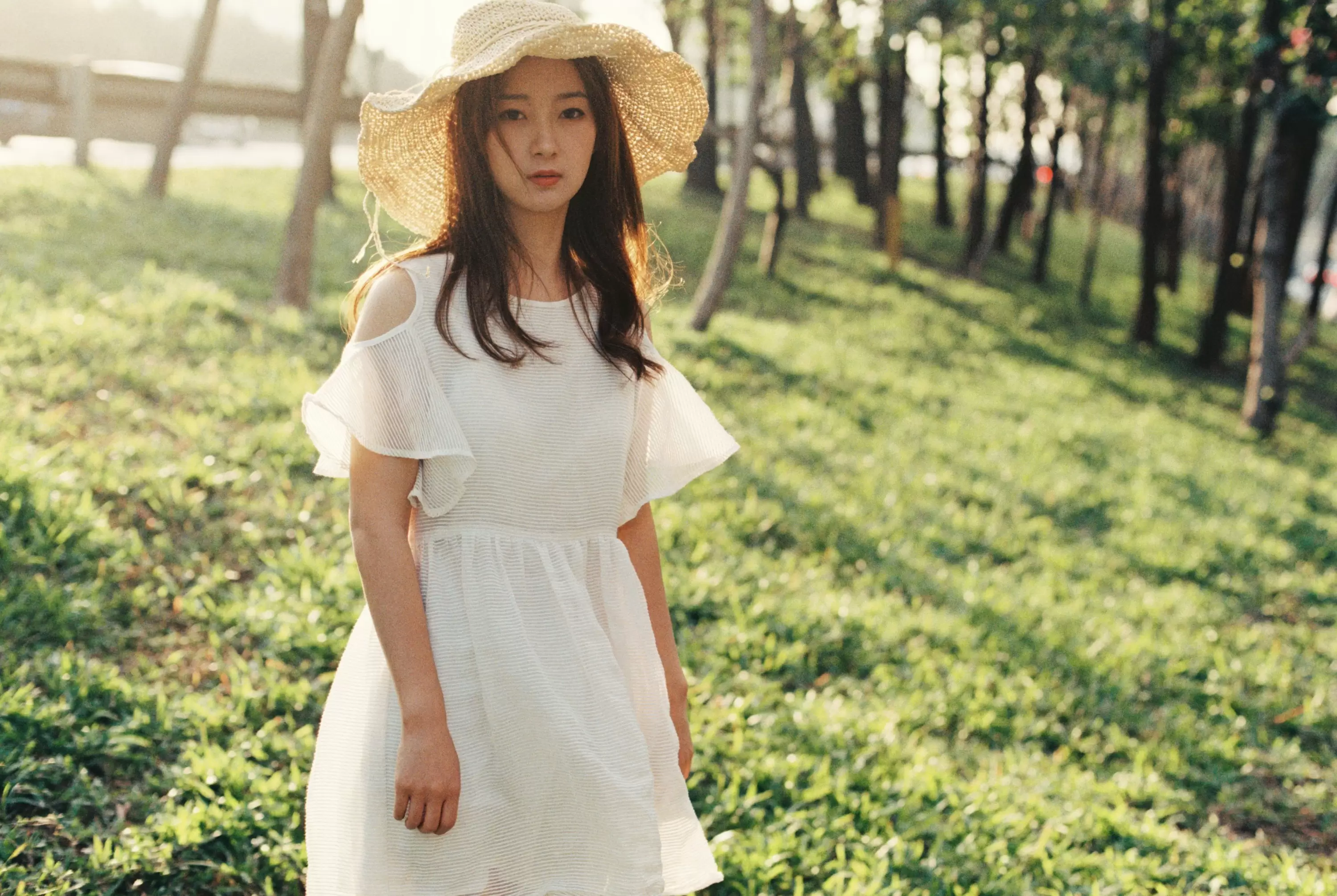 小明 – 《逆光的你》[25P] - 秀人网免费无水印在线套图写真