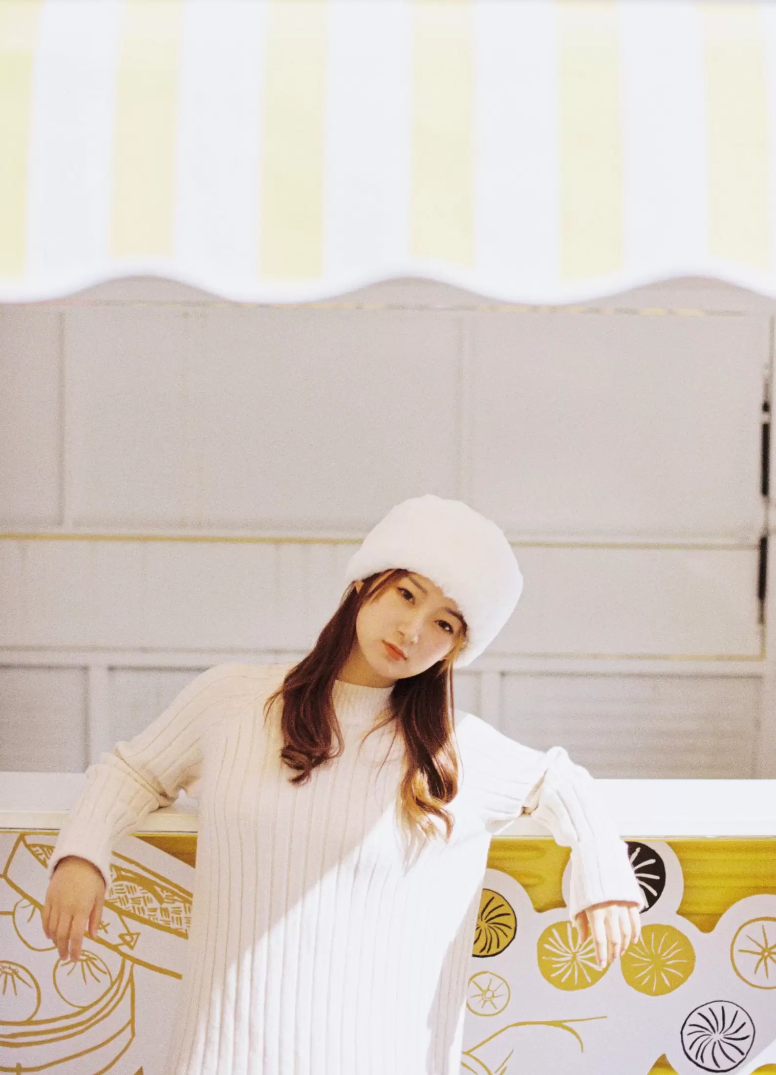 小明 – 《冬日女朋友》[28P] - 秀人网免费无水印在线套图写真