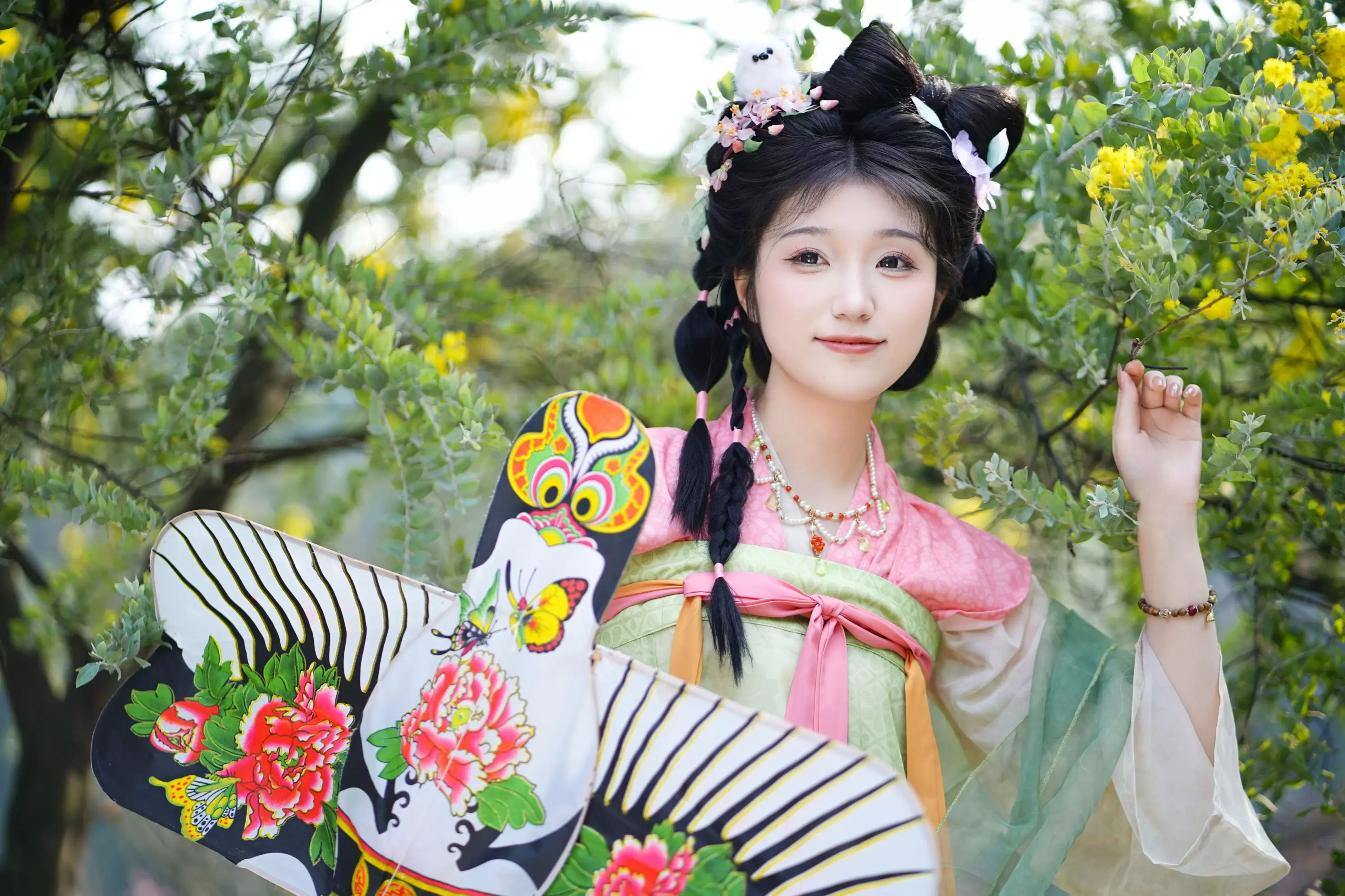 梓榆喝点甜的呀 – 《合欢花开》[22P] - 秀人网免费无水印在线套图写真