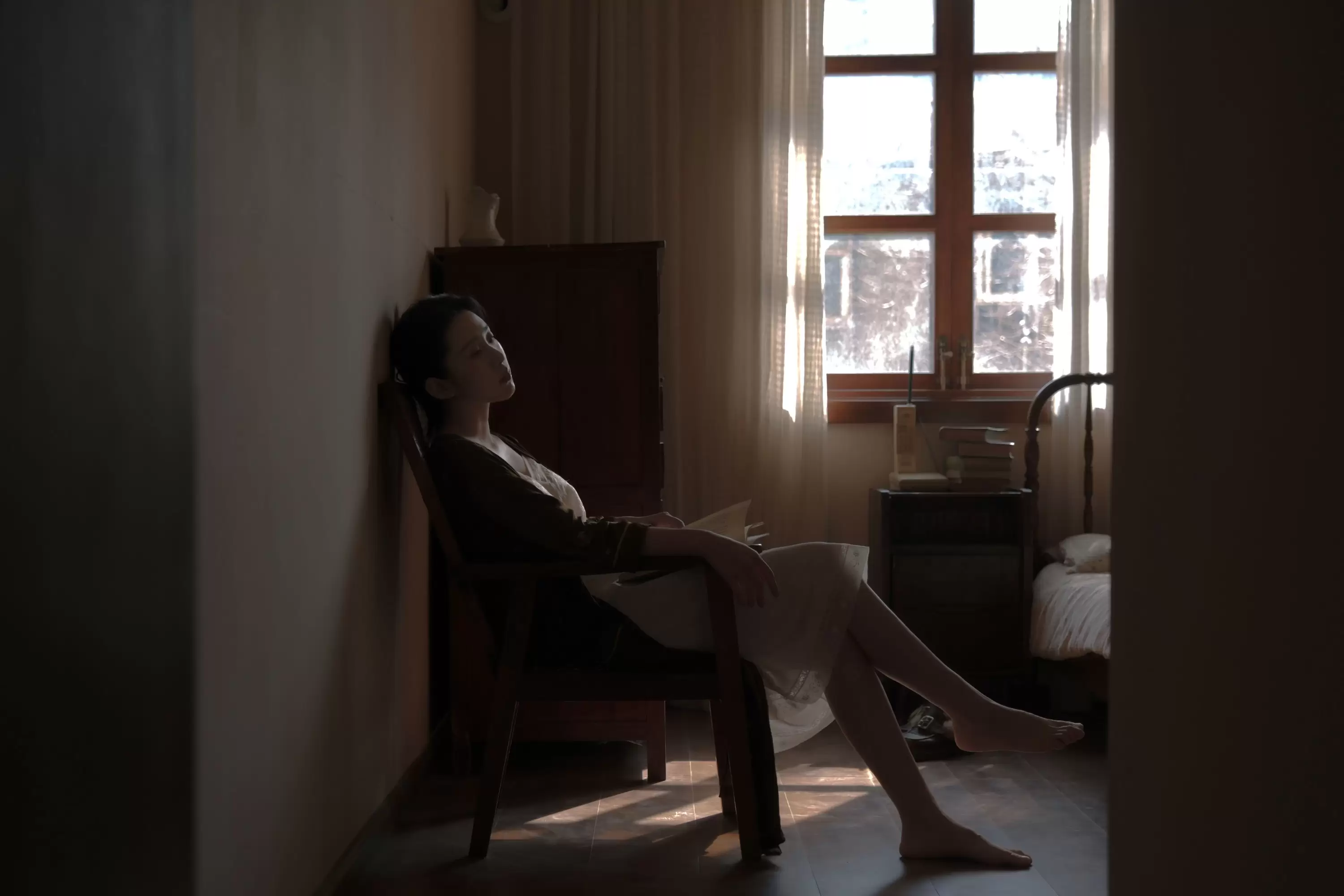 梧姮 – 《静隅》[21P] - 秀人网免费无水印在线套图写真