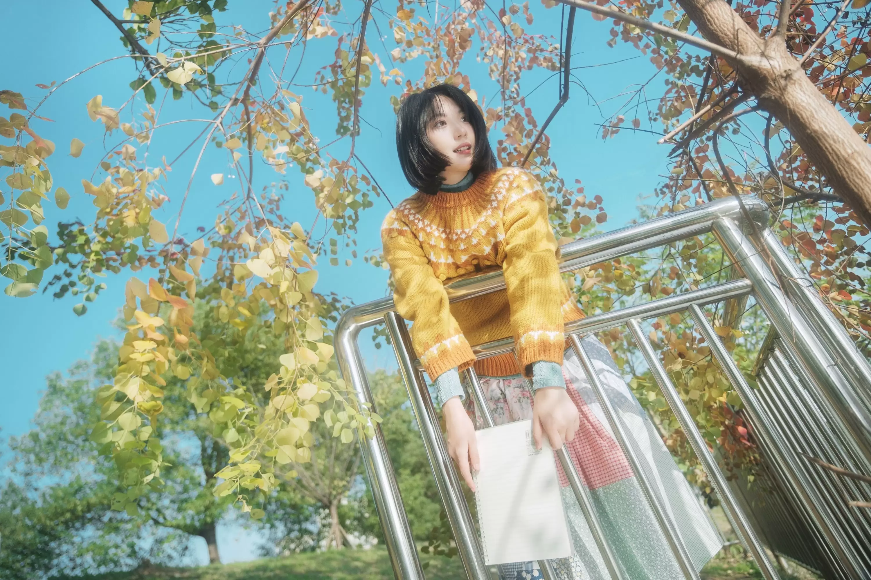 楠楠 – 《秋不语》[15P] - 秀人网免费无水印在线套图写真