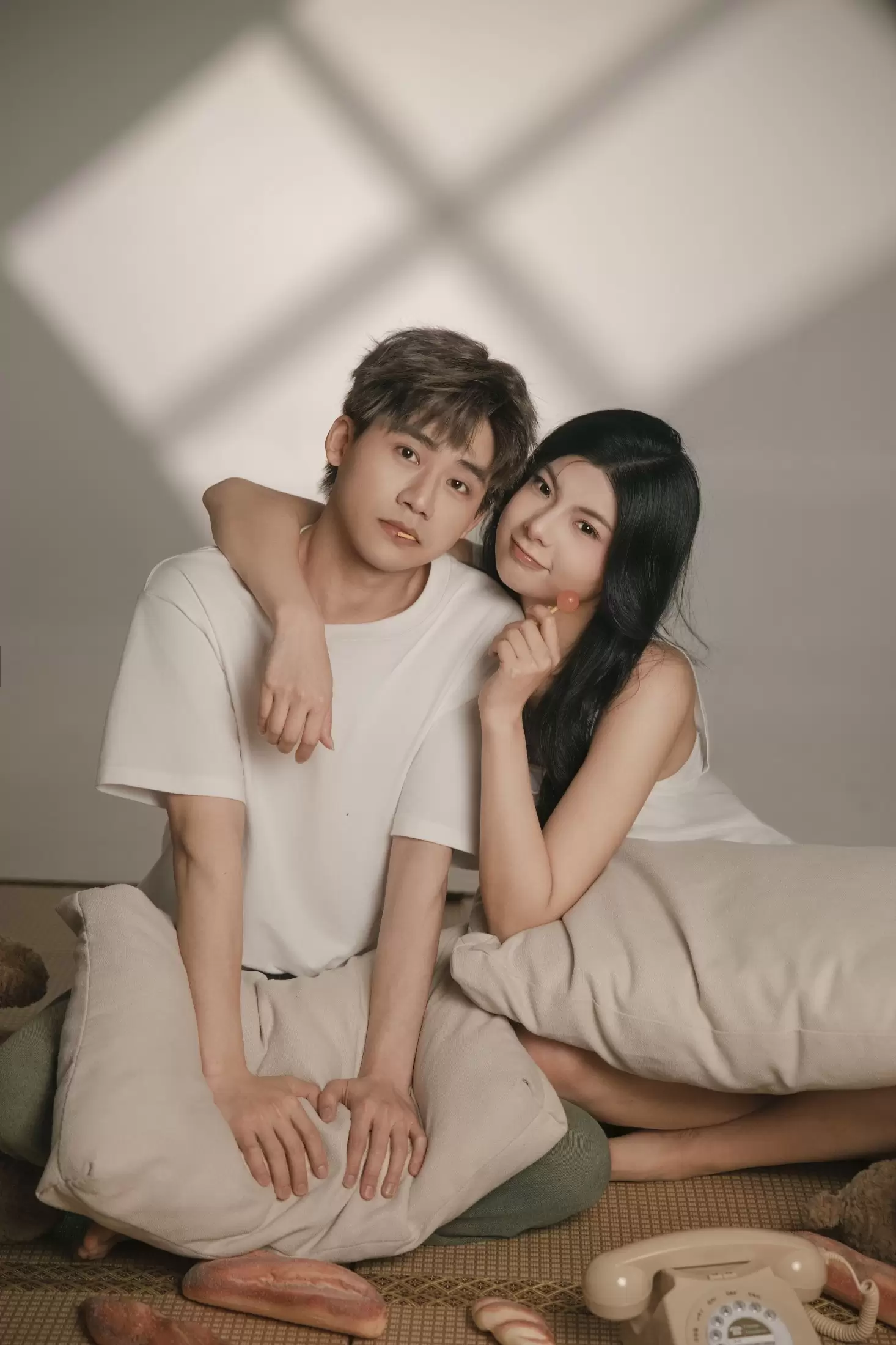 晴天+卡卡 – 《简约日系胶片》[14P] - 秀人网免费无水印在线套图写真