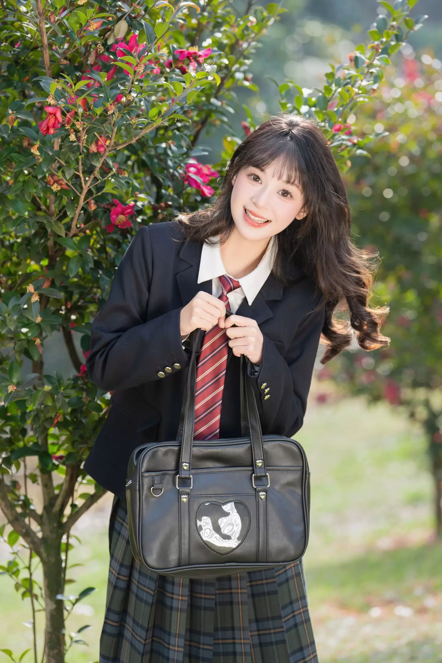 夏芋小年 – 《山茶花的春天》[27P] - 秀人网免费无水印在线套图写真