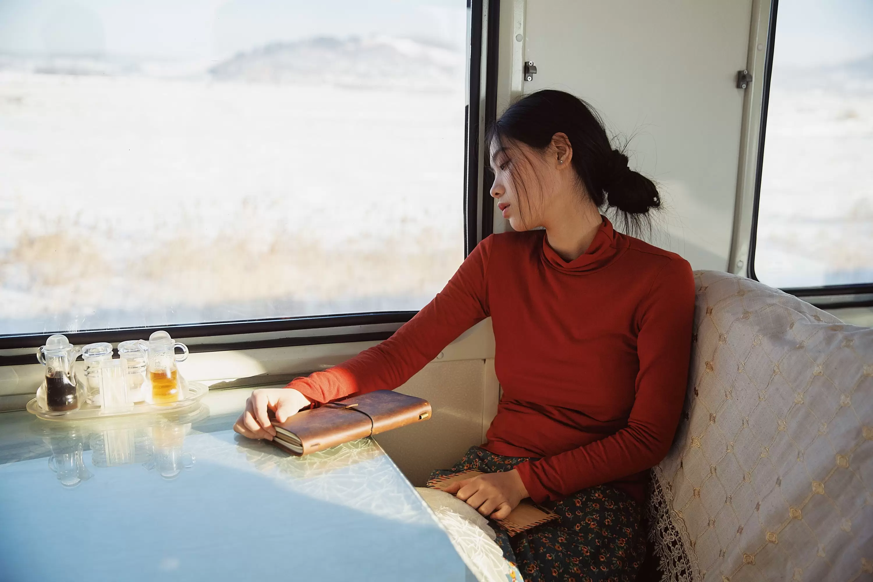 合子 – 《旅途》[36P] - 秀人网免费无水印在线套图写真