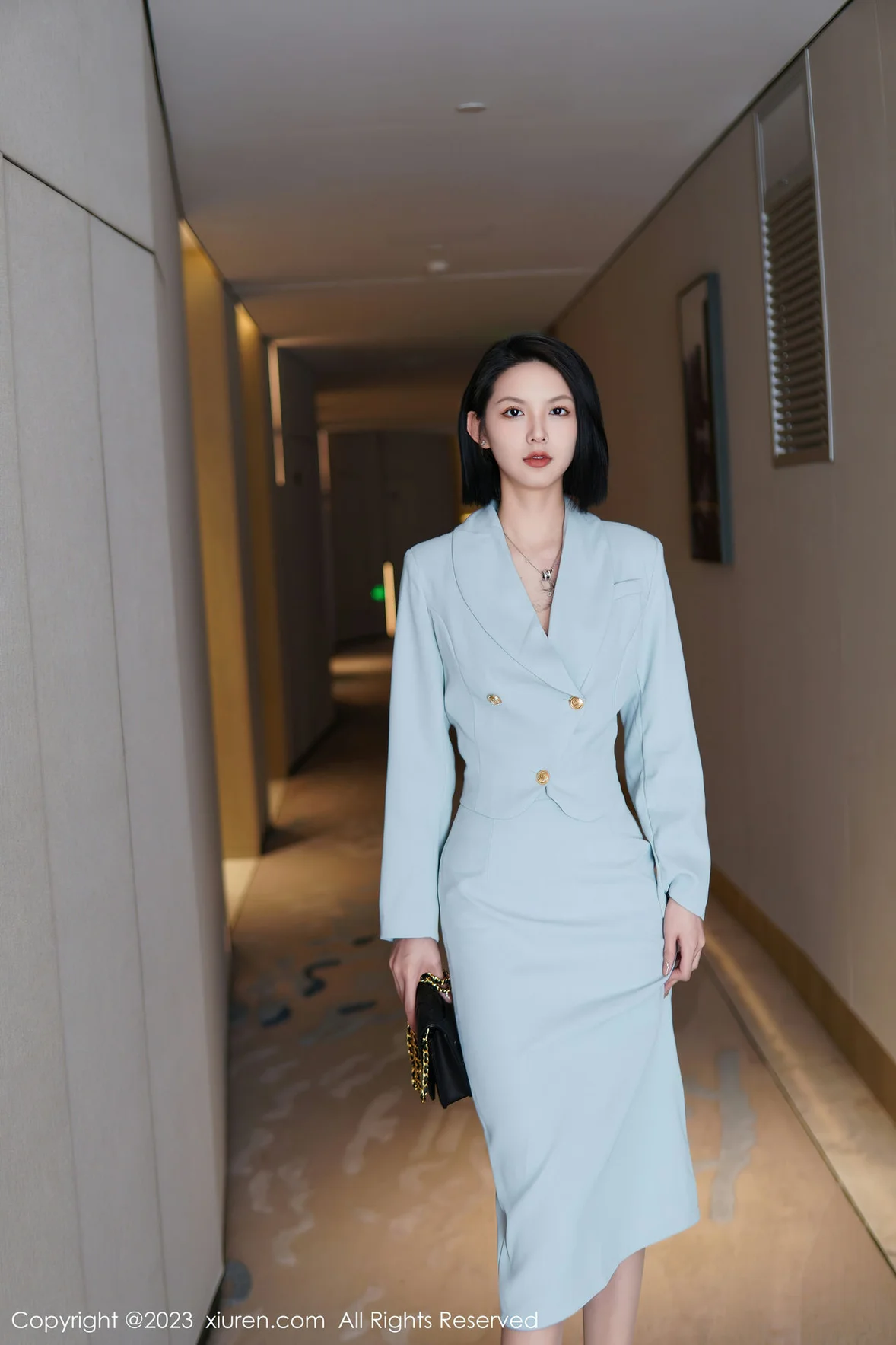 XiuRen 秀人 No.6885 乔一一 诱人原色丝袜性感写真 [75P] - 秀人网免费无水印在线套图写真