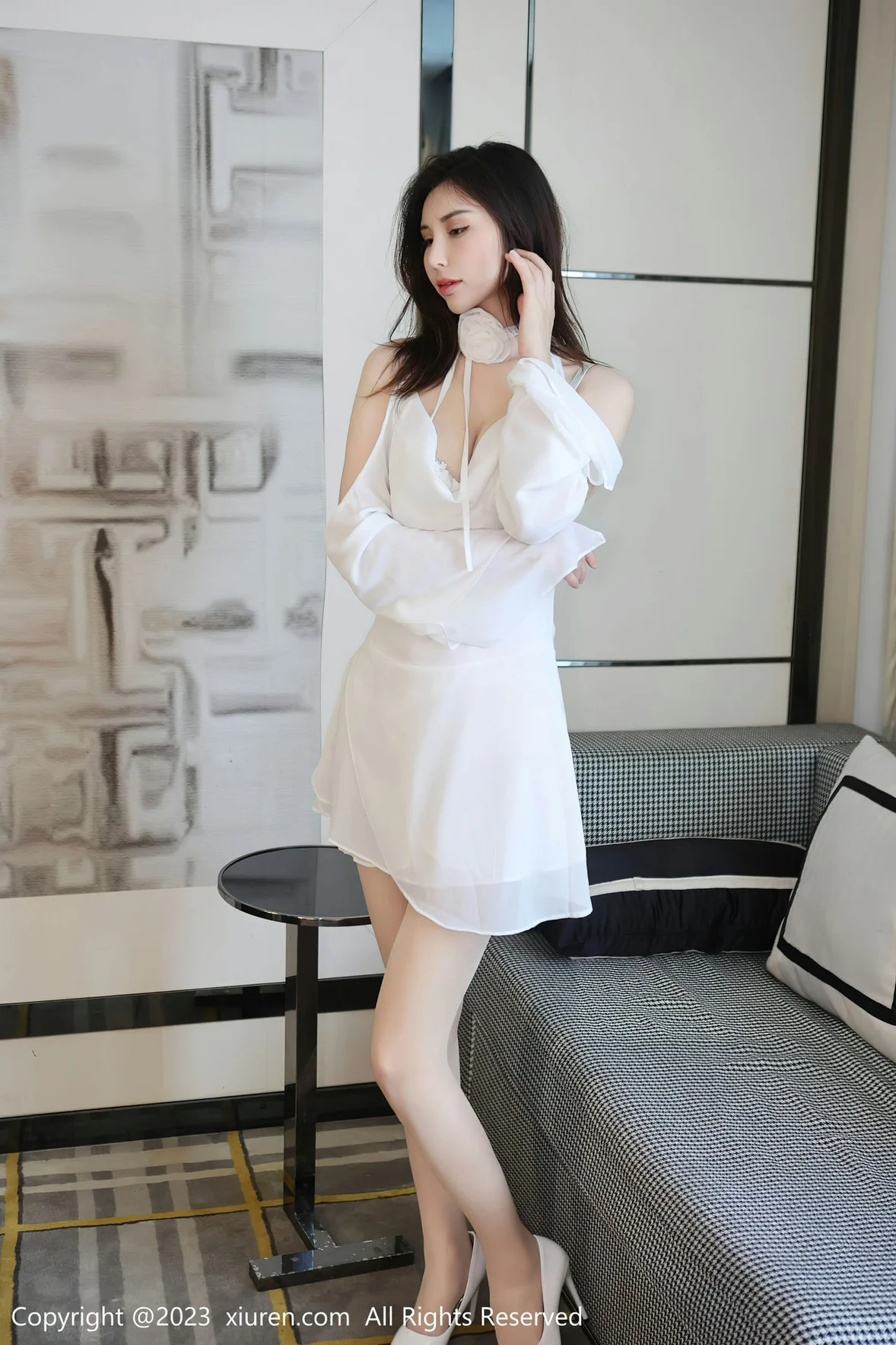 XiuRen 秀人 No.6877 修水管剧情写真王曼柔 性感写真 [71P] - 秀人网免费无水印在线套图写真