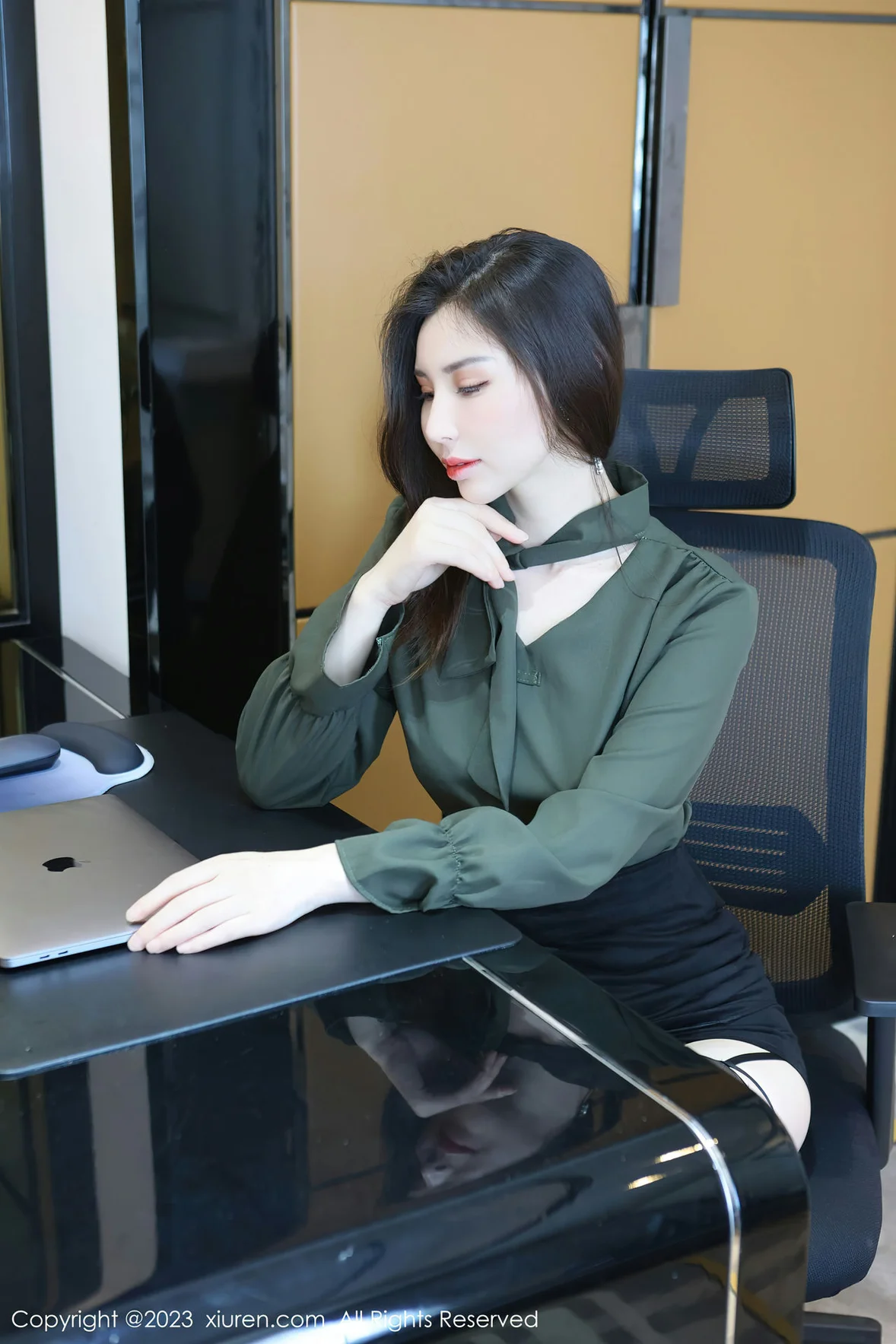 XiuRen 秀人 No.6844 王曼柔 魅惑黑丝性感写真3 [82P] - 秀人网免费无水印在线套图写真