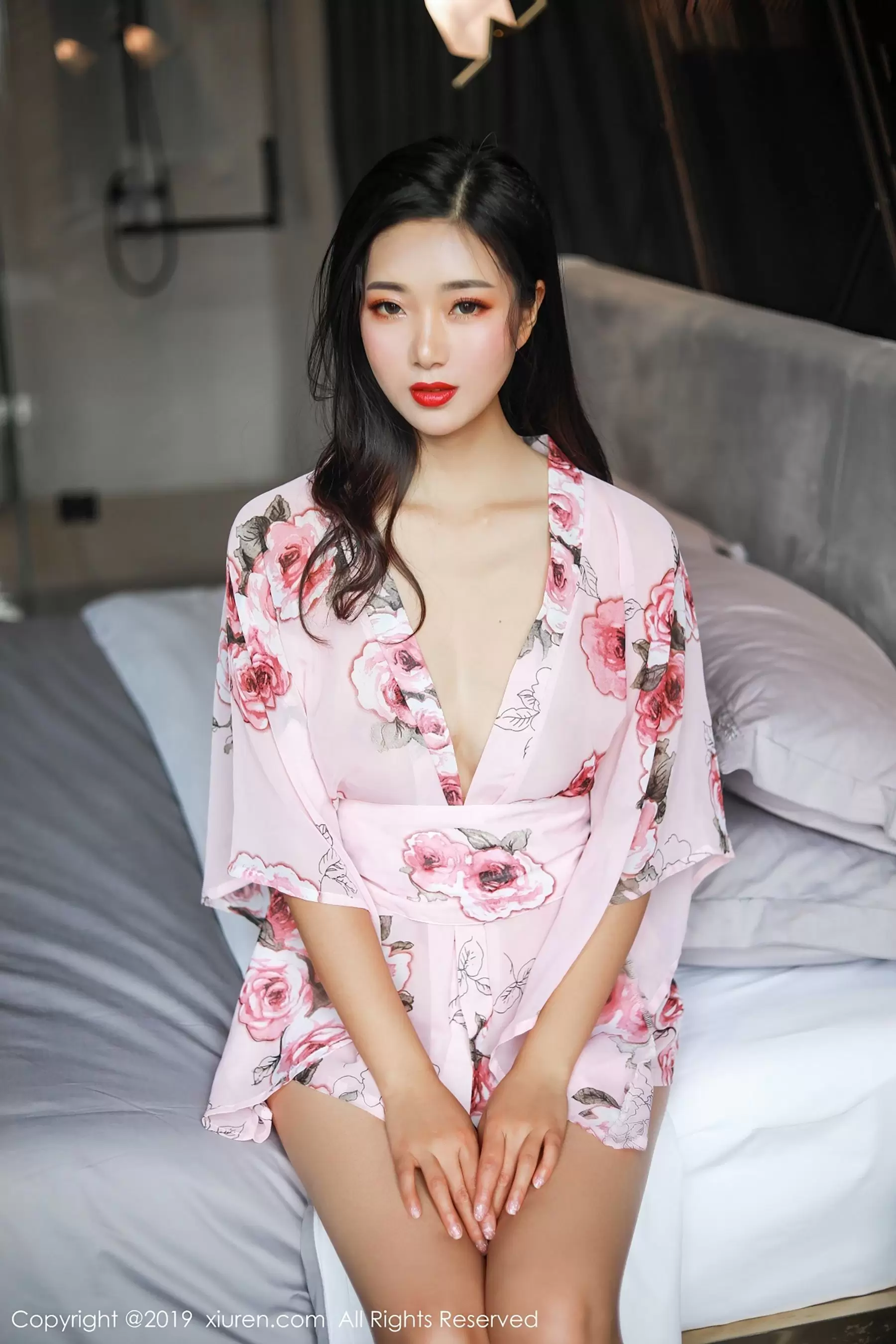 XiuRen 秀人网 No.1382 宋-KiKi - 秀人网免费无水印在线套图写真